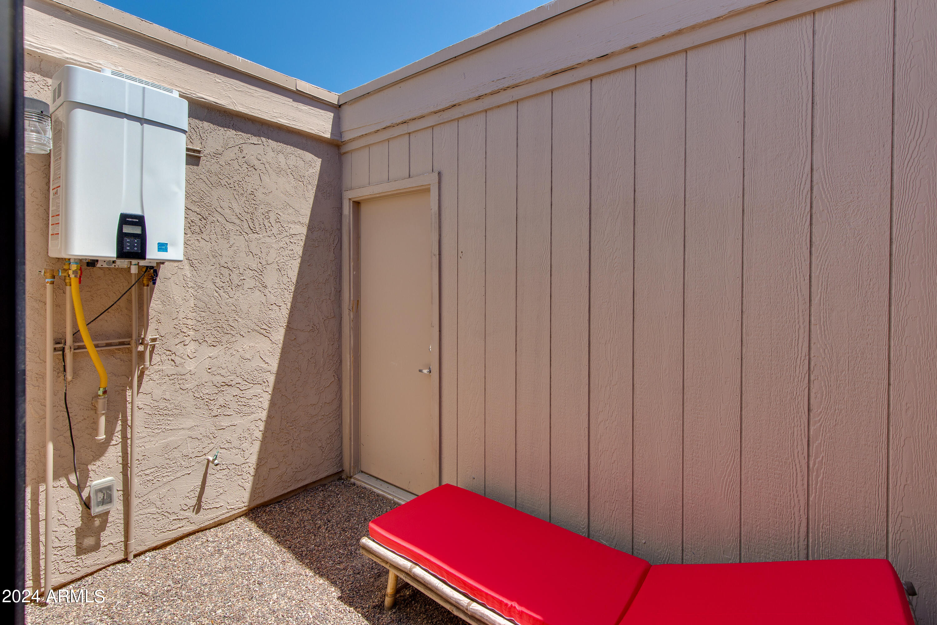 7118 N VIA DE ALEGRIA