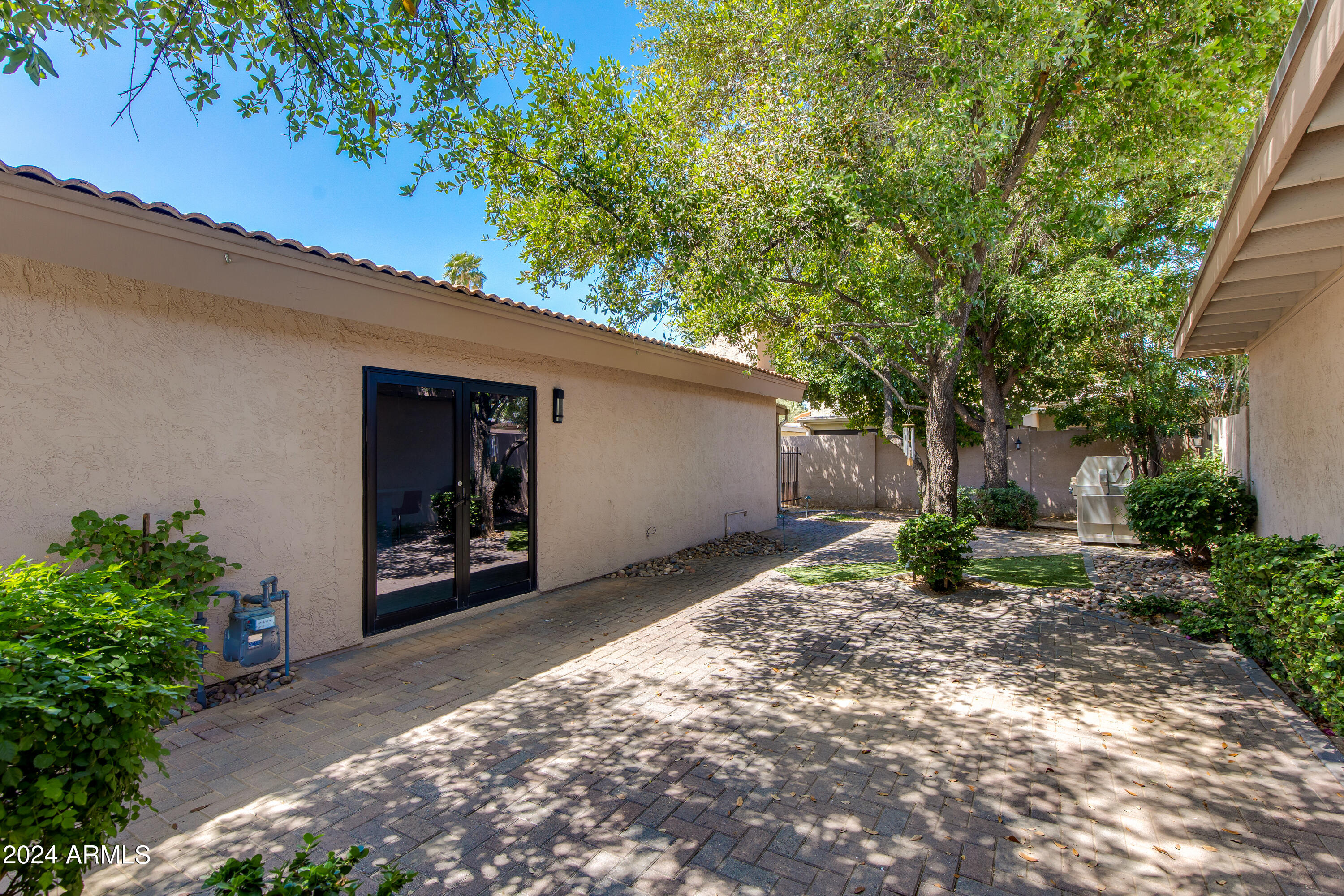 7118 N VIA DE ALEGRIA