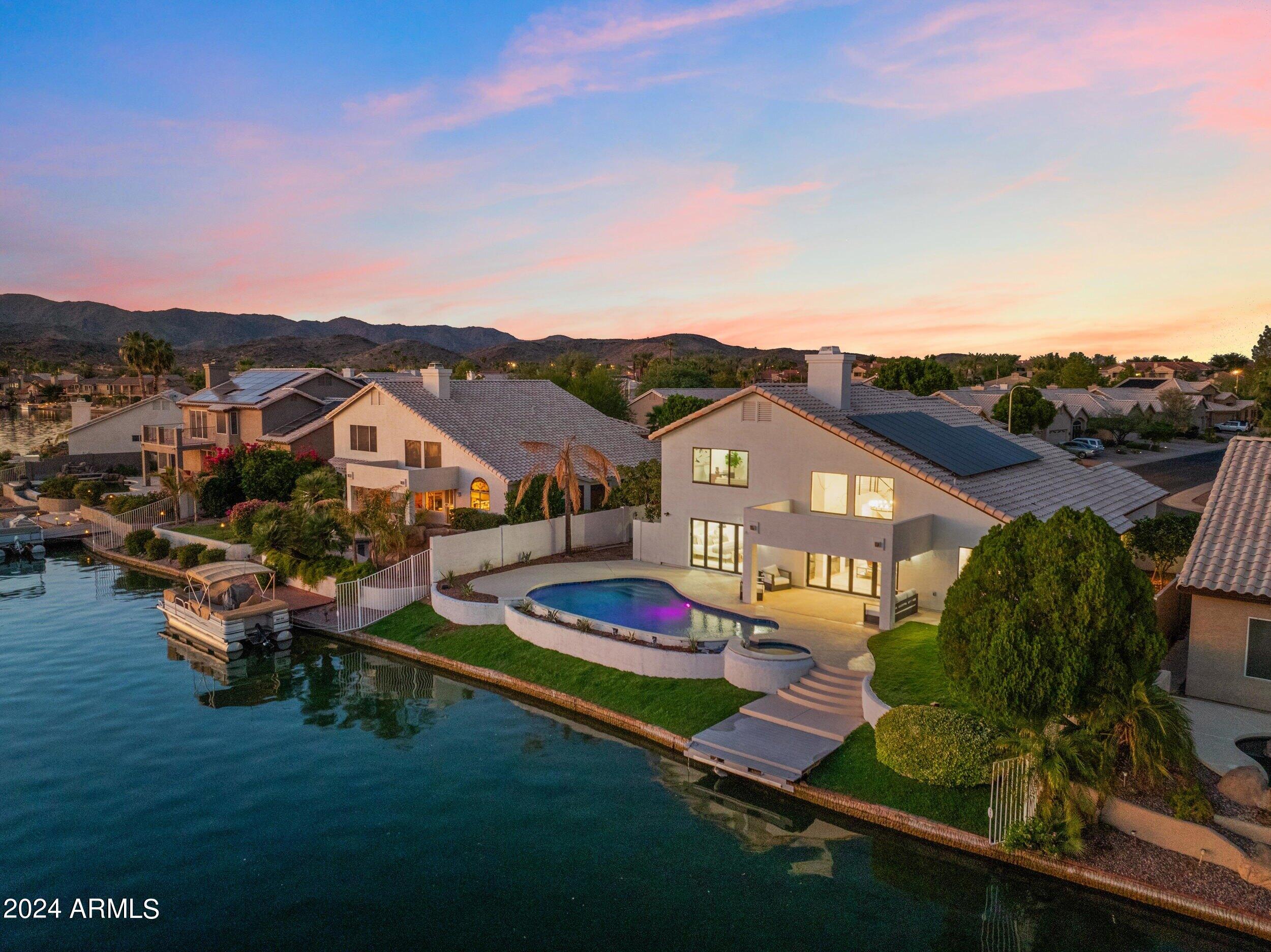 3817 E HIDDENVIEW Drive