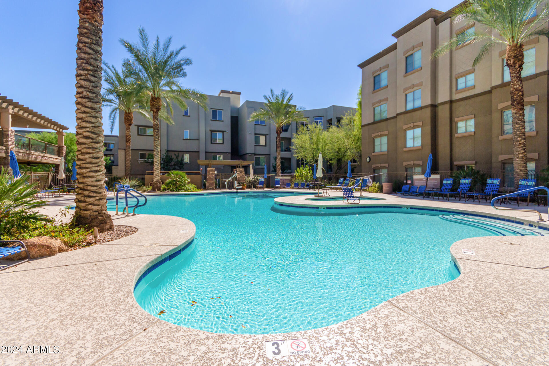 5450 E DEER VALLEY Drive 2171