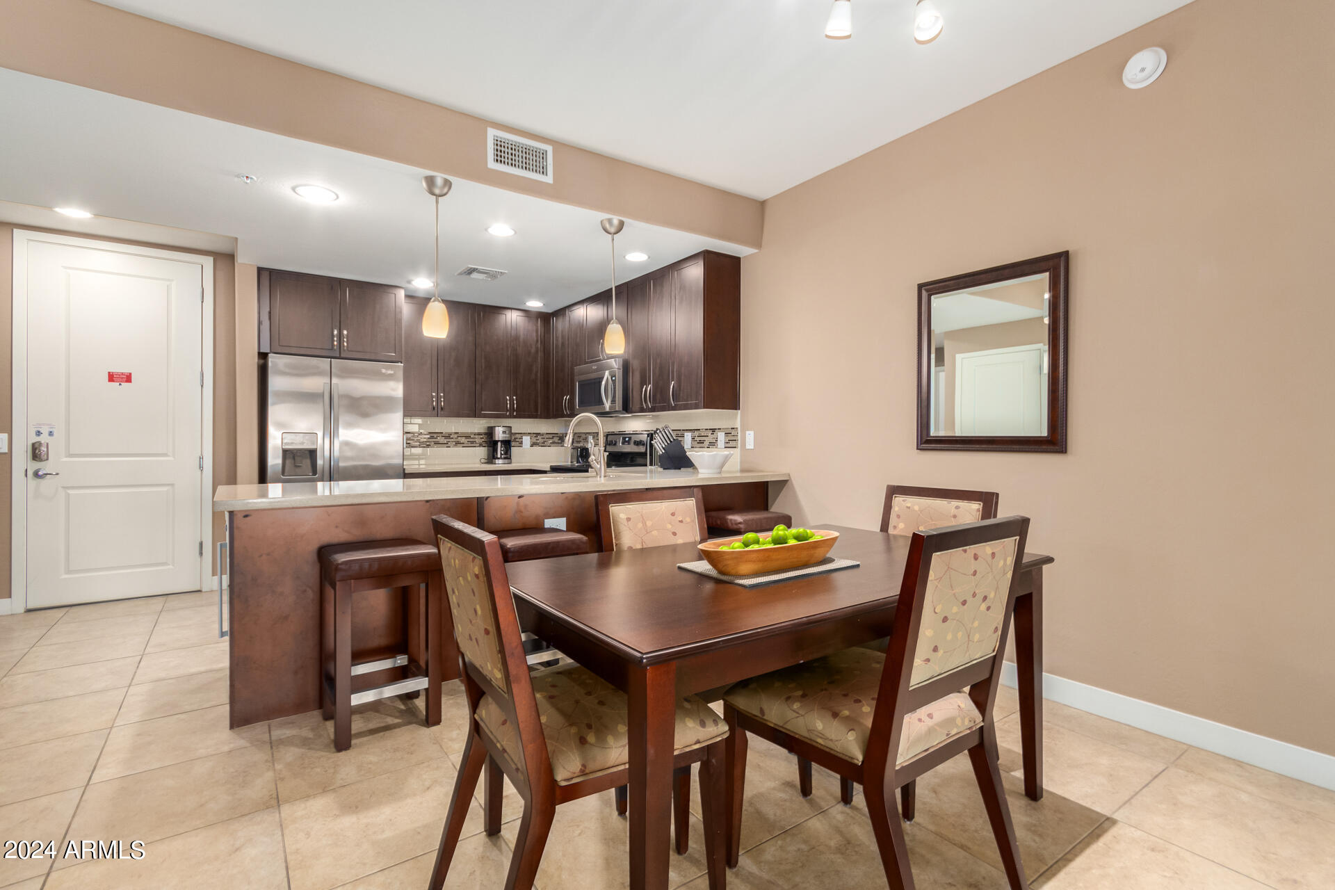 5450 E DEER VALLEY Drive 2171