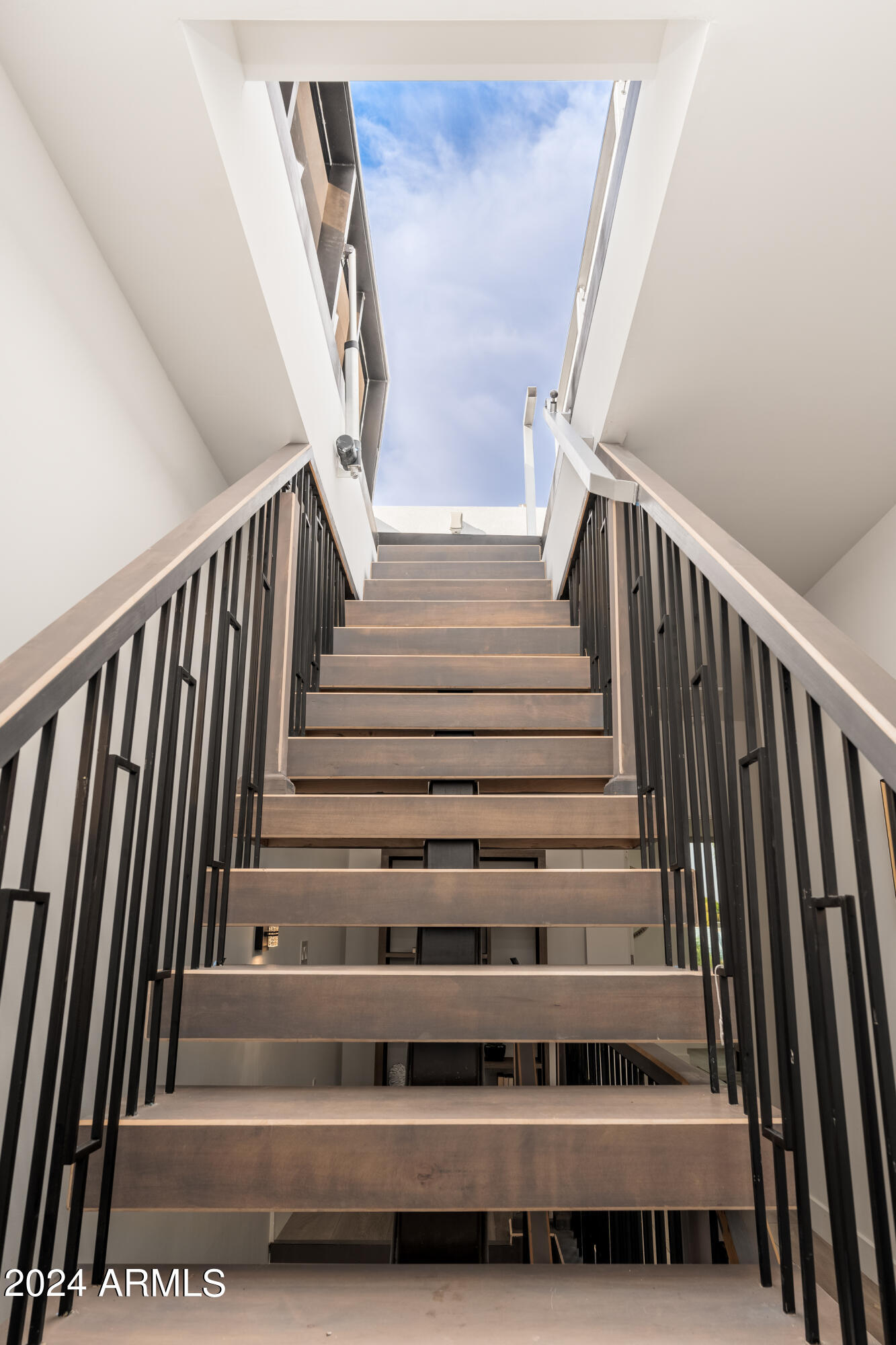 7788 E MAIN Street, 1003