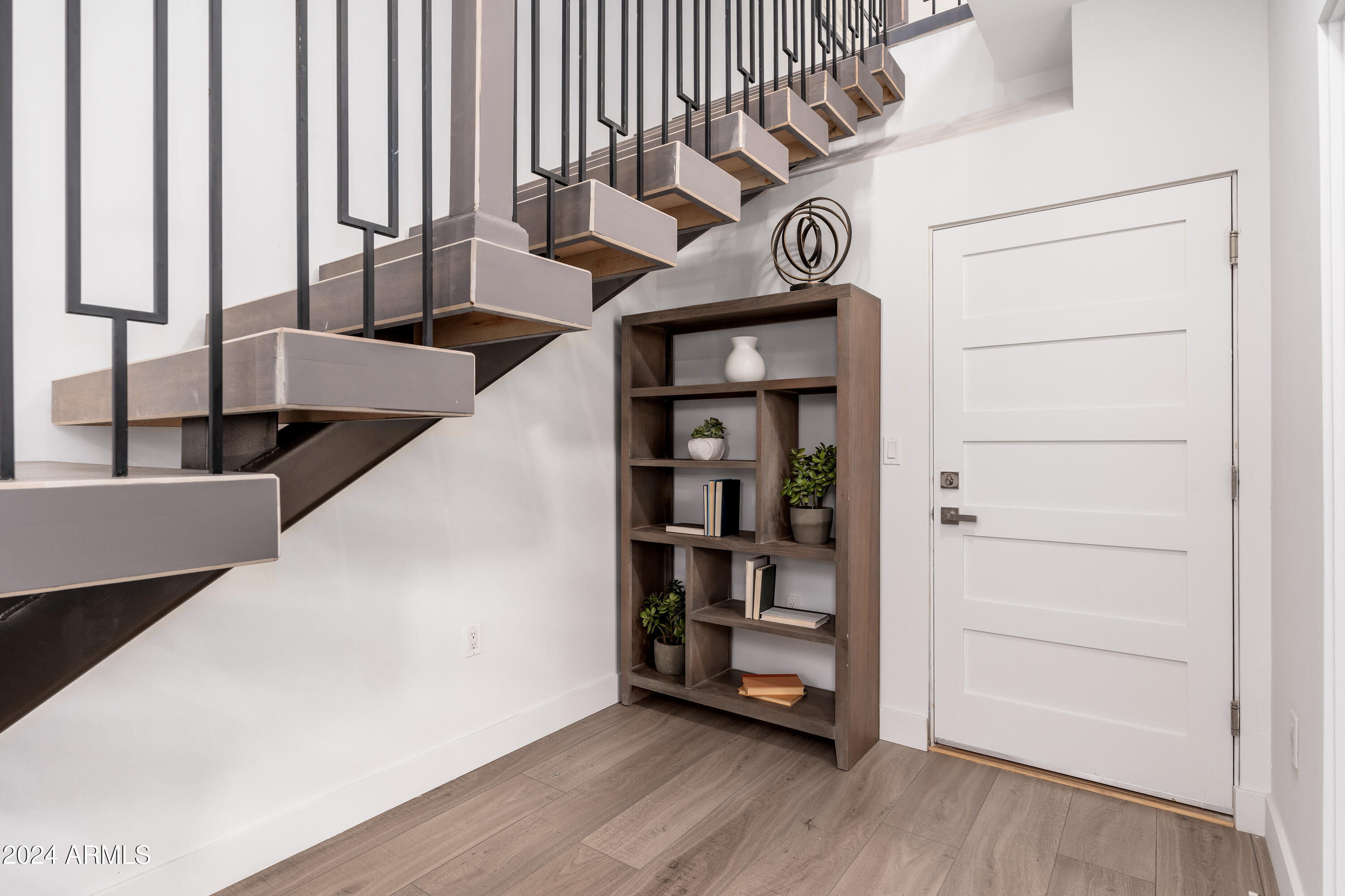 7788 E MAIN Street, 1003