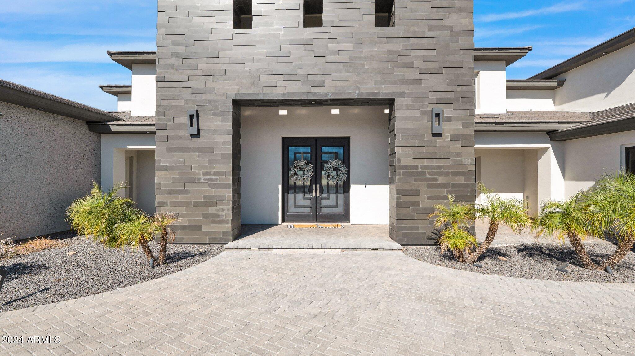 3562 E PRESIDIO Circle