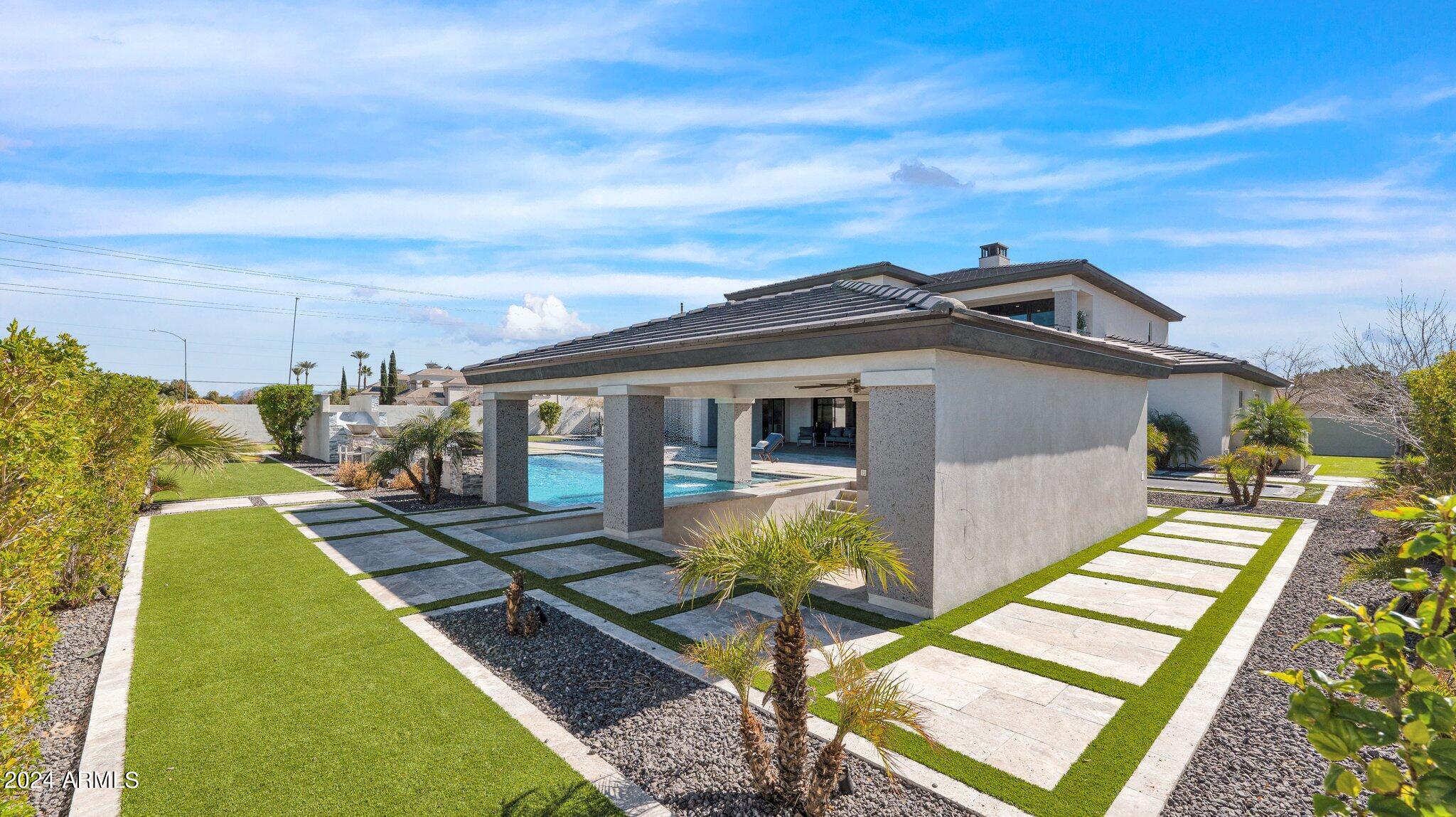 3562 E PRESIDIO Circle