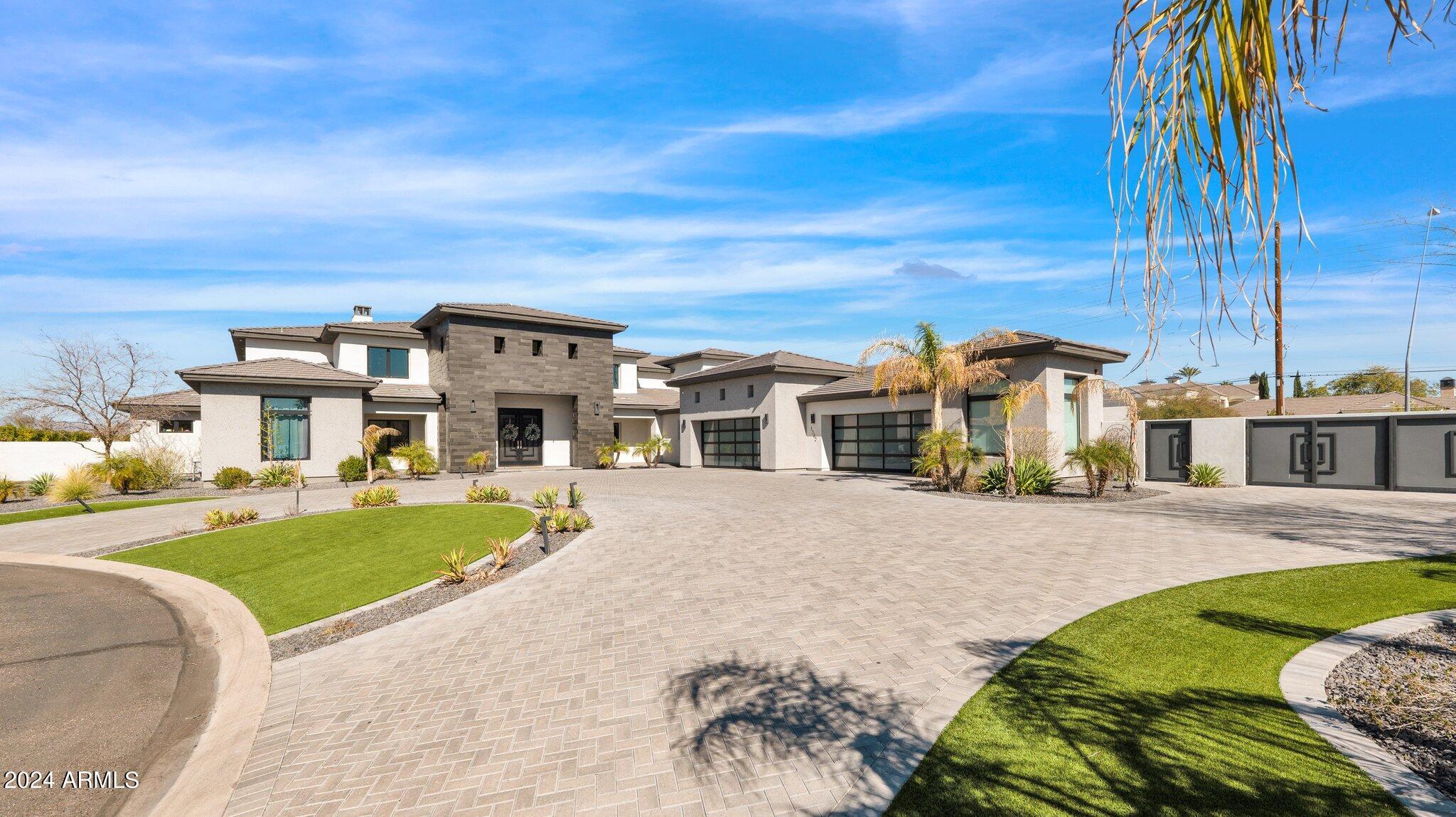 3562 E PRESIDIO Circle