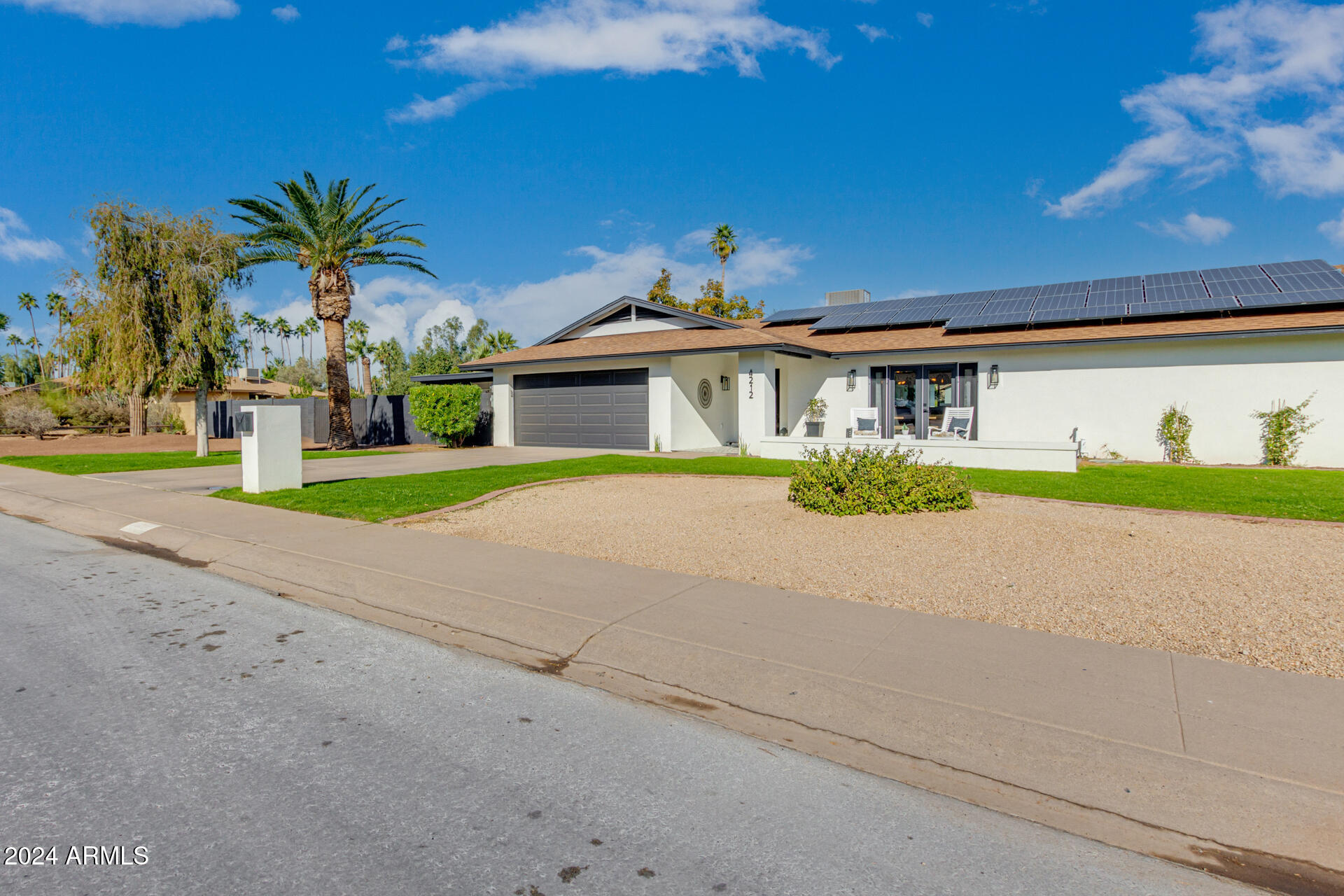 4212 E Desert Cove Avenue