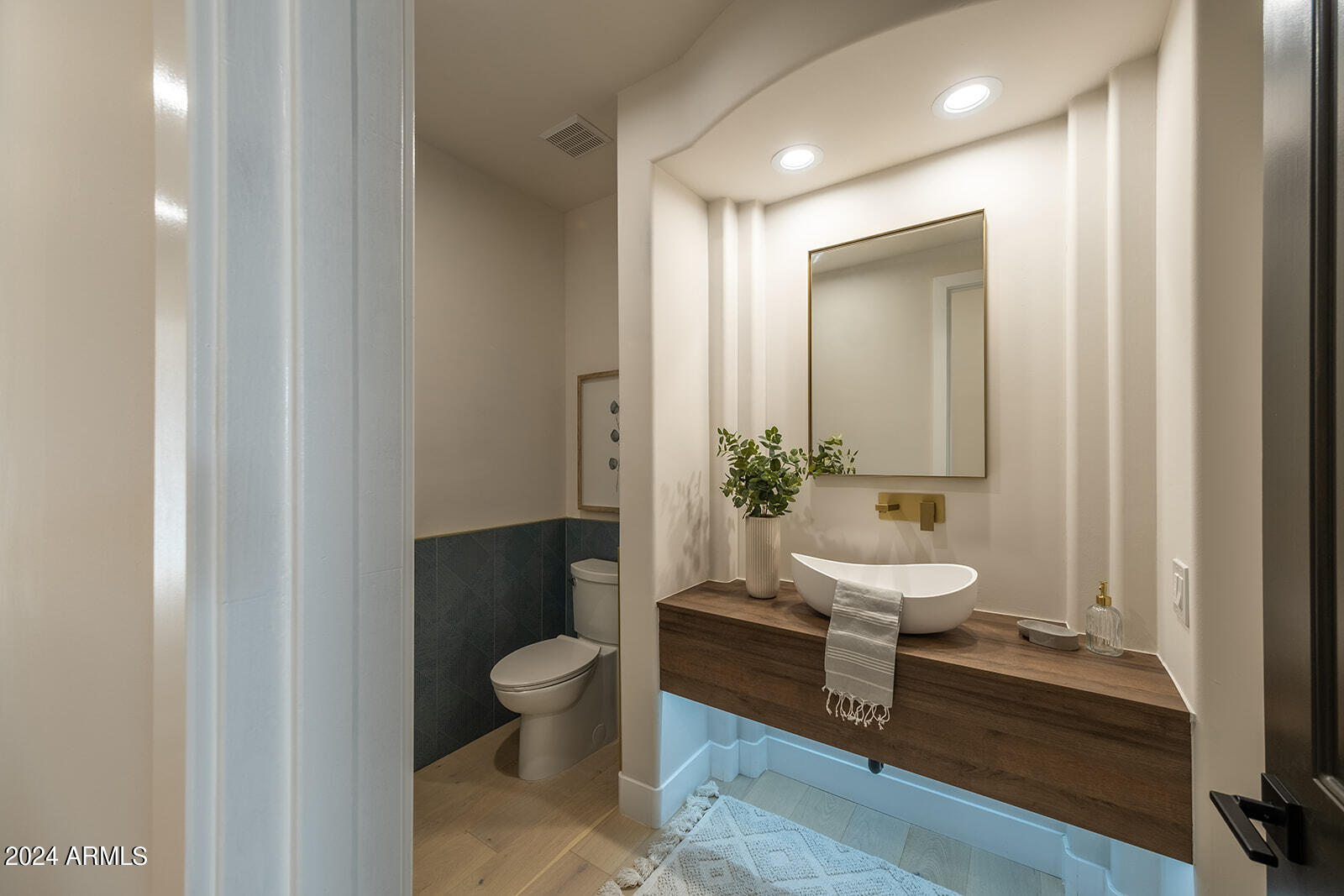 12037 E YUCCA Street