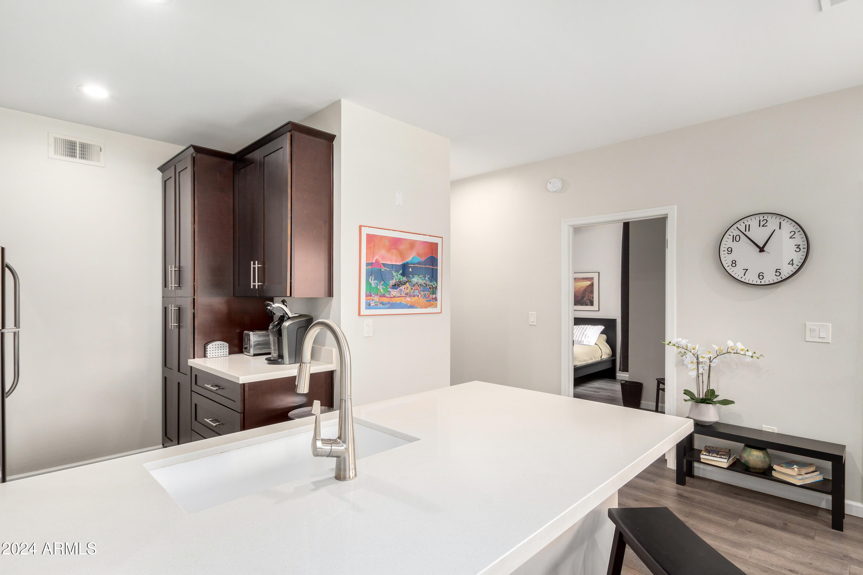 7009 E ACOMA Drive, 1143