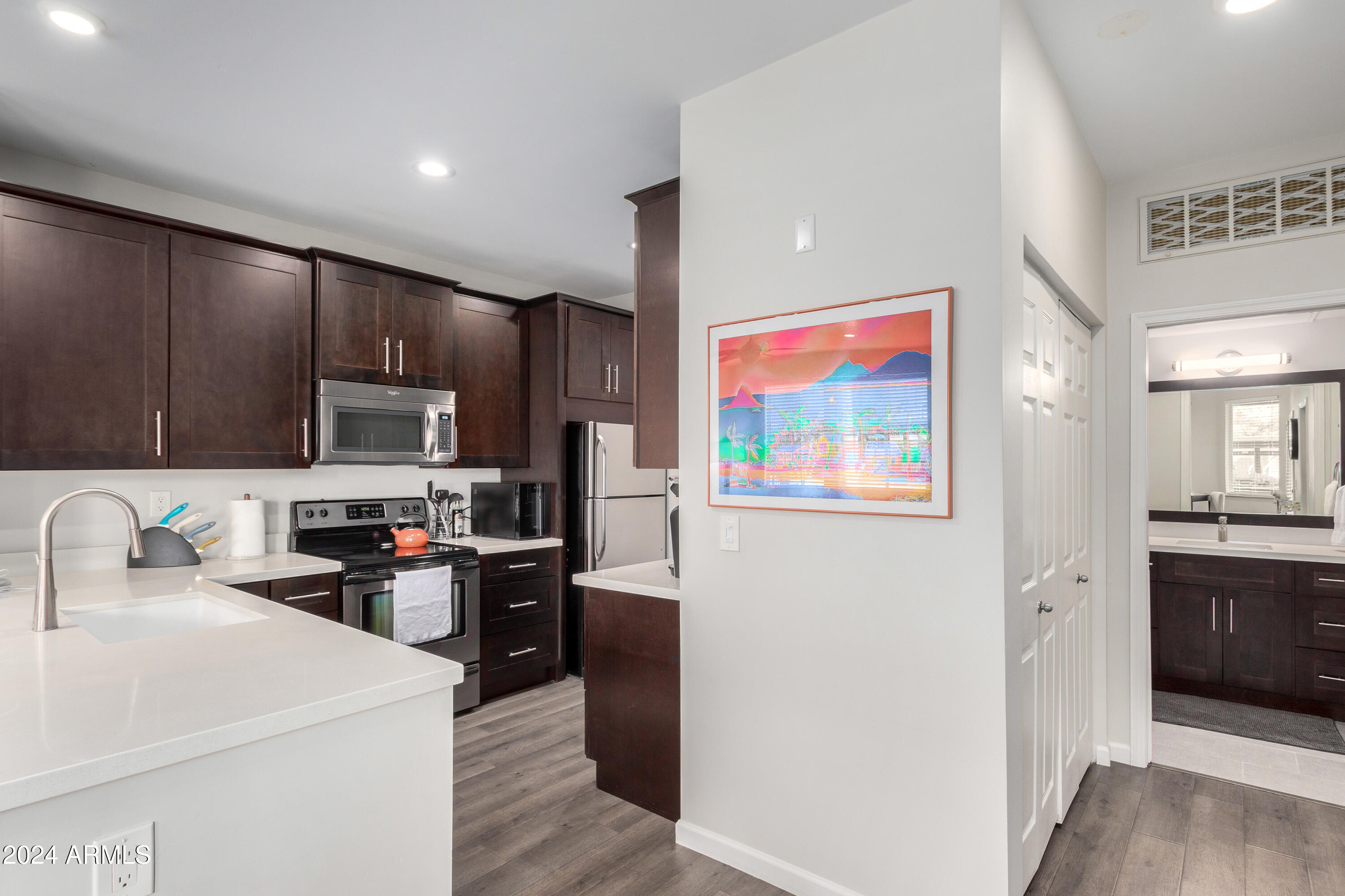 7009 E ACOMA Drive, 1143