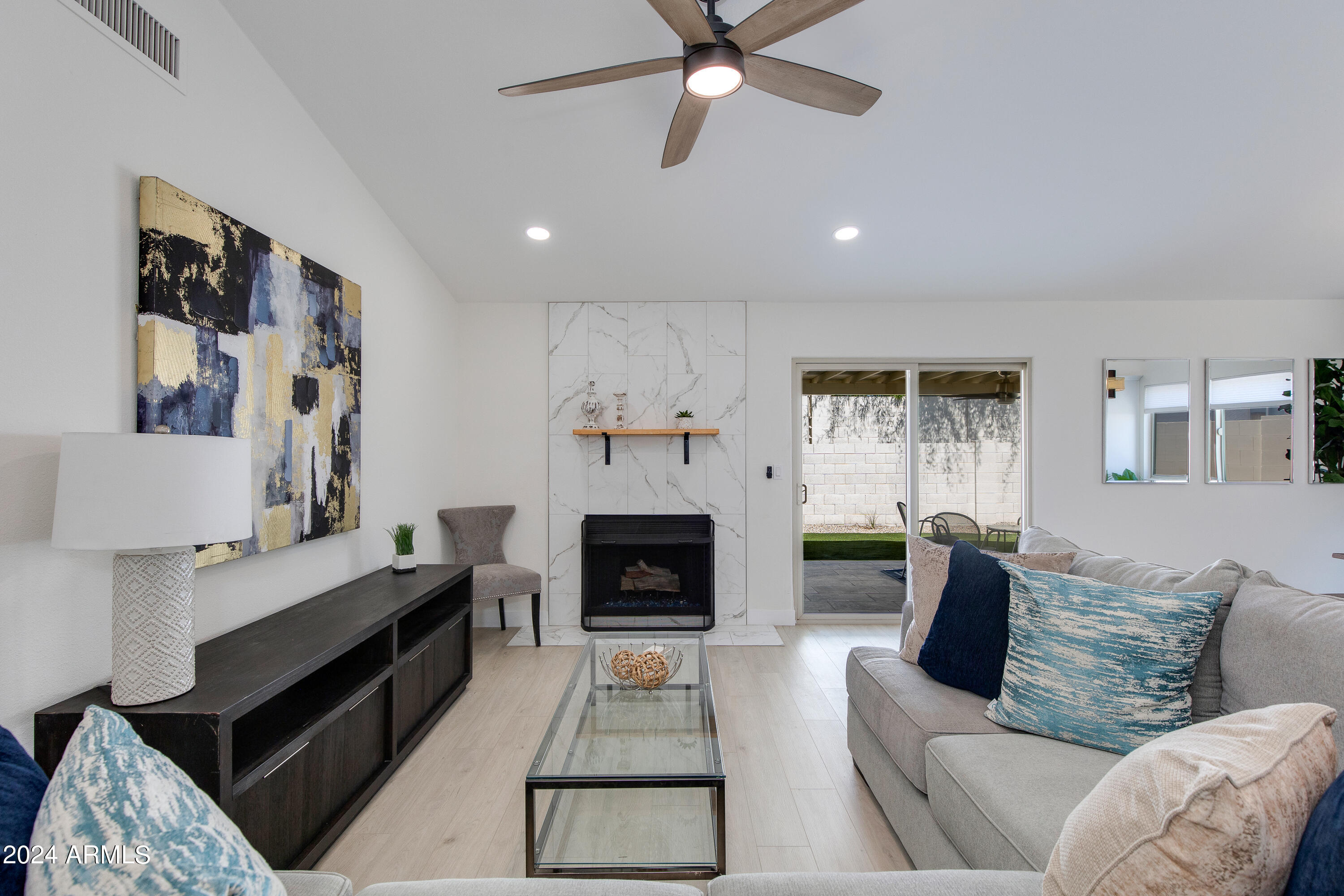 6250 E CAROLINA Drive