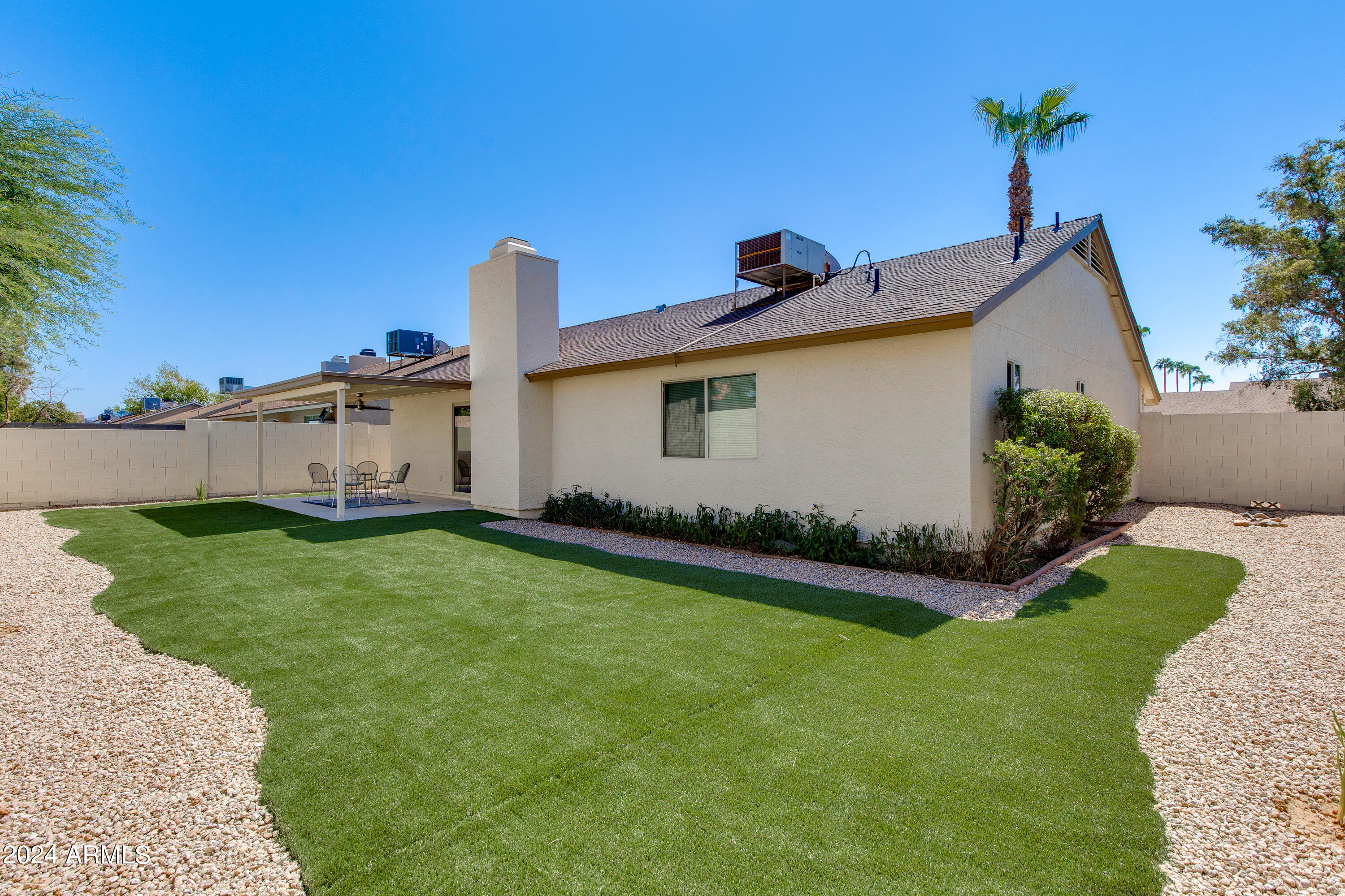 6250 E CAROLINA Drive