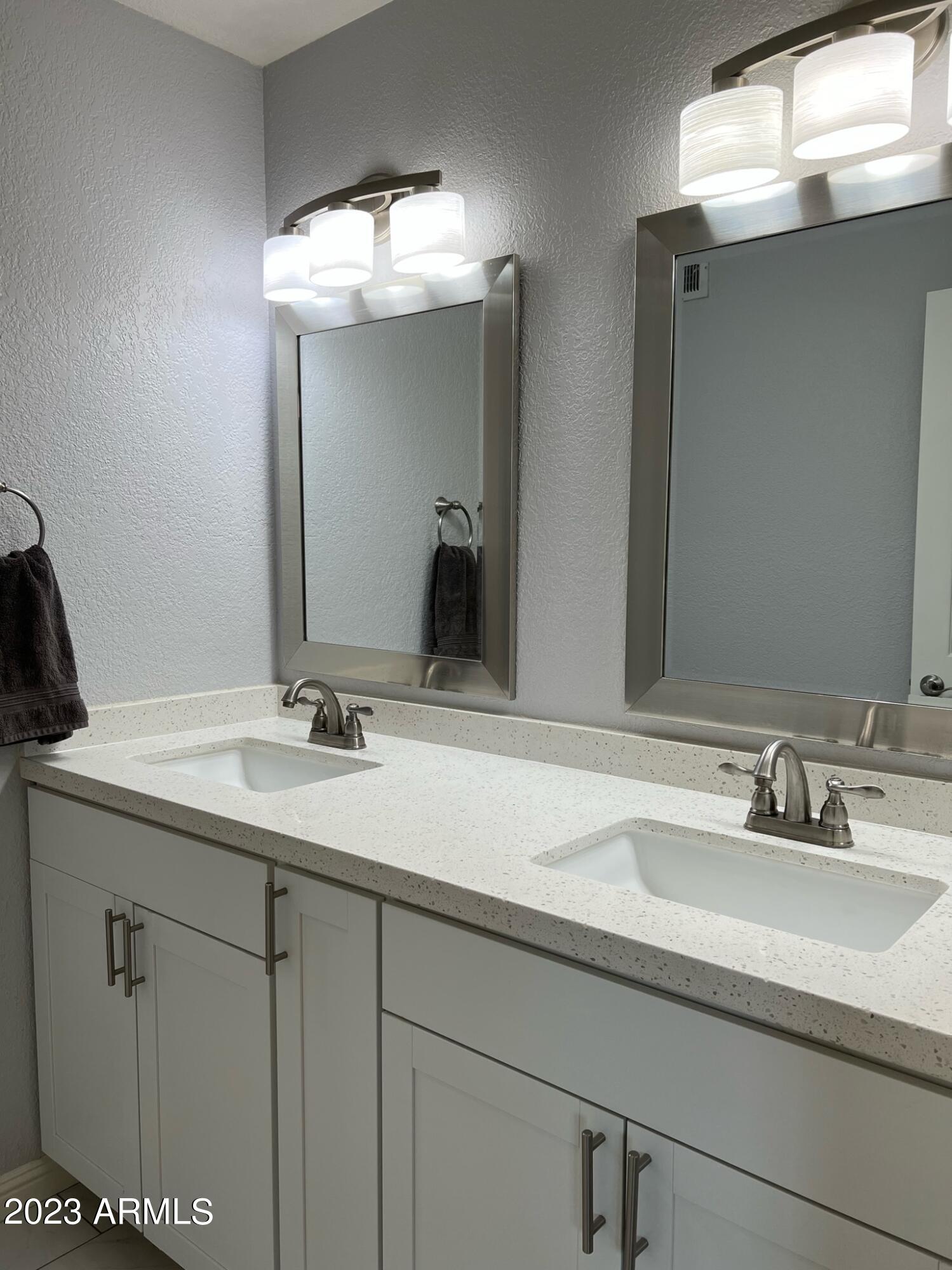 5998 N 78TH Street, 219