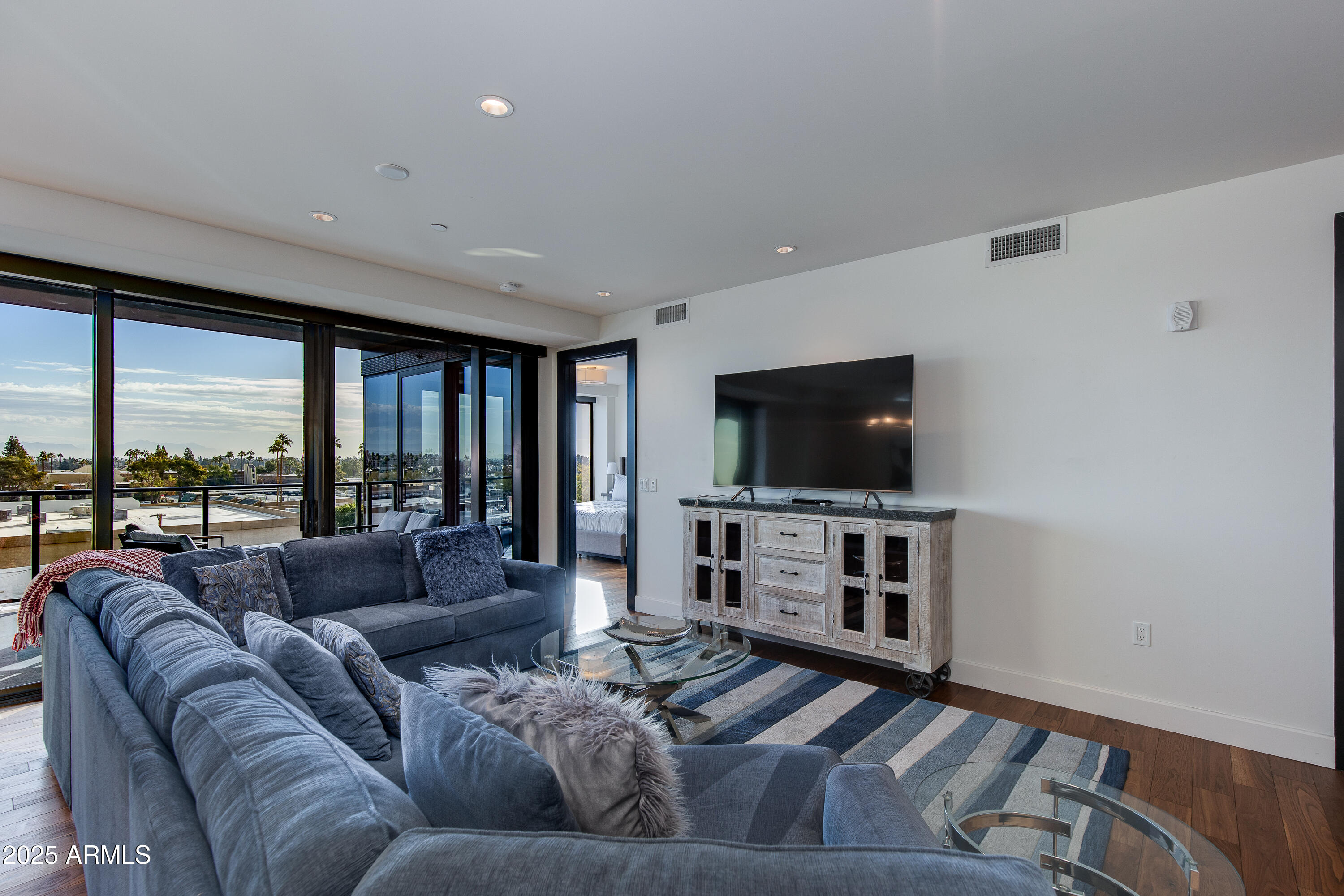 4422 N 75TH Street, 5012