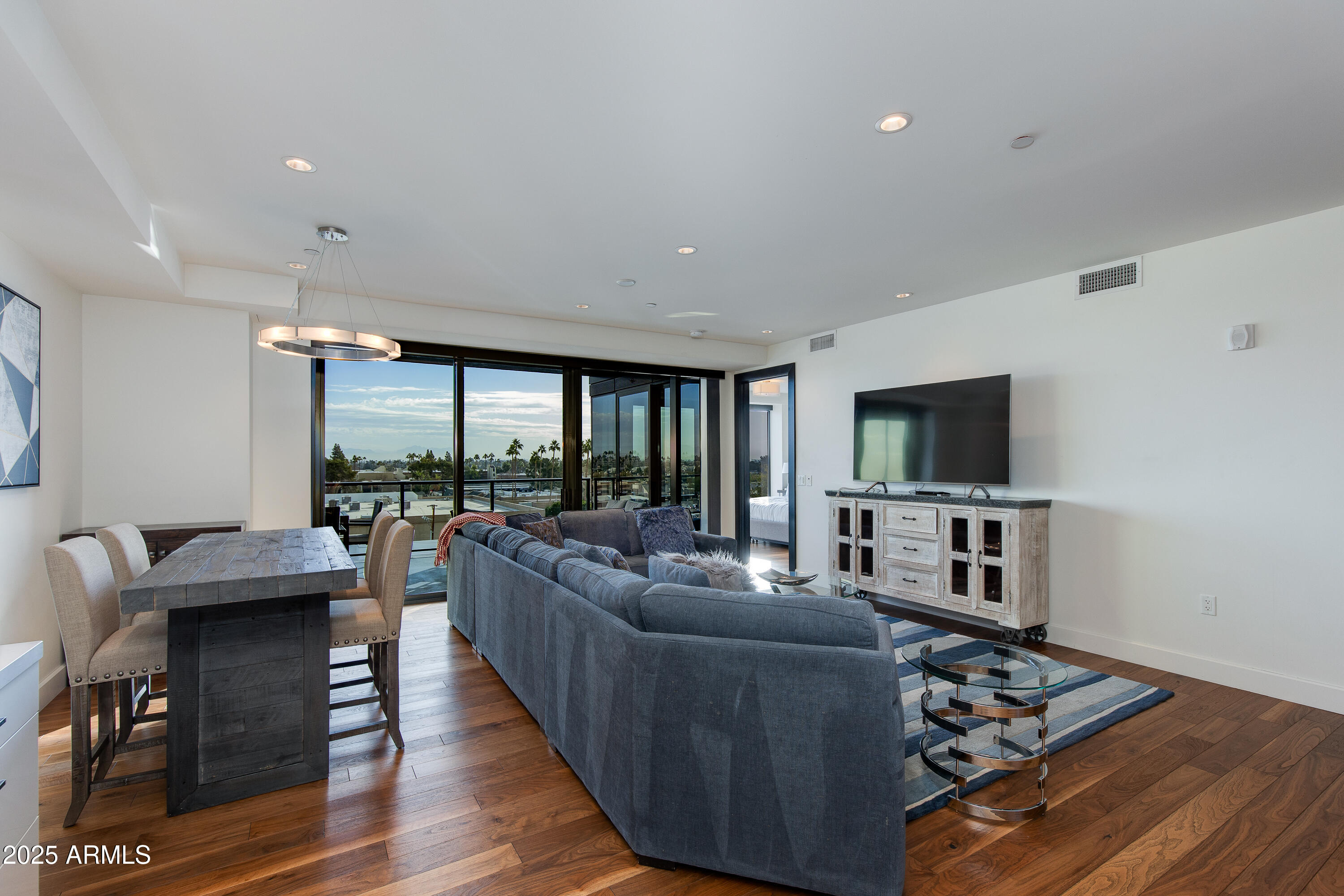 4422 N 75TH Street, 5012