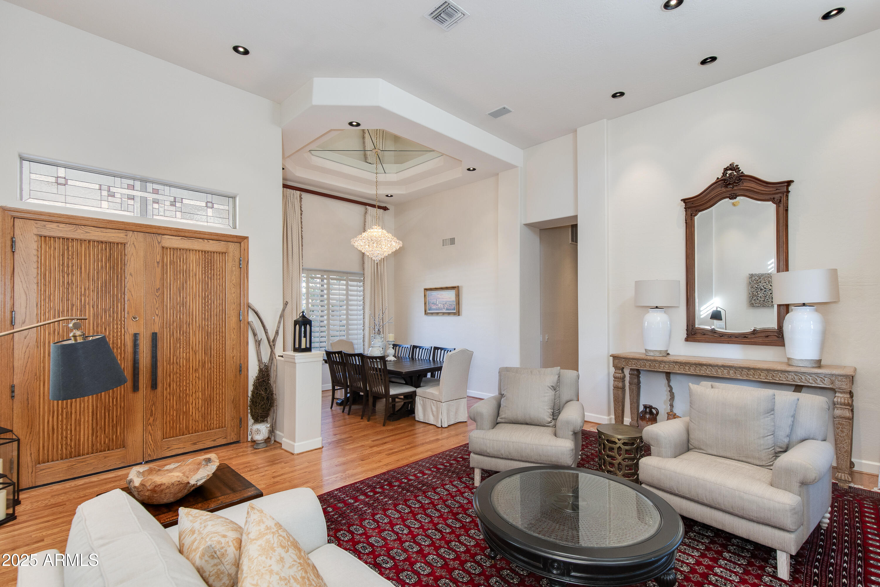 3137 E MARYLAND Avenue