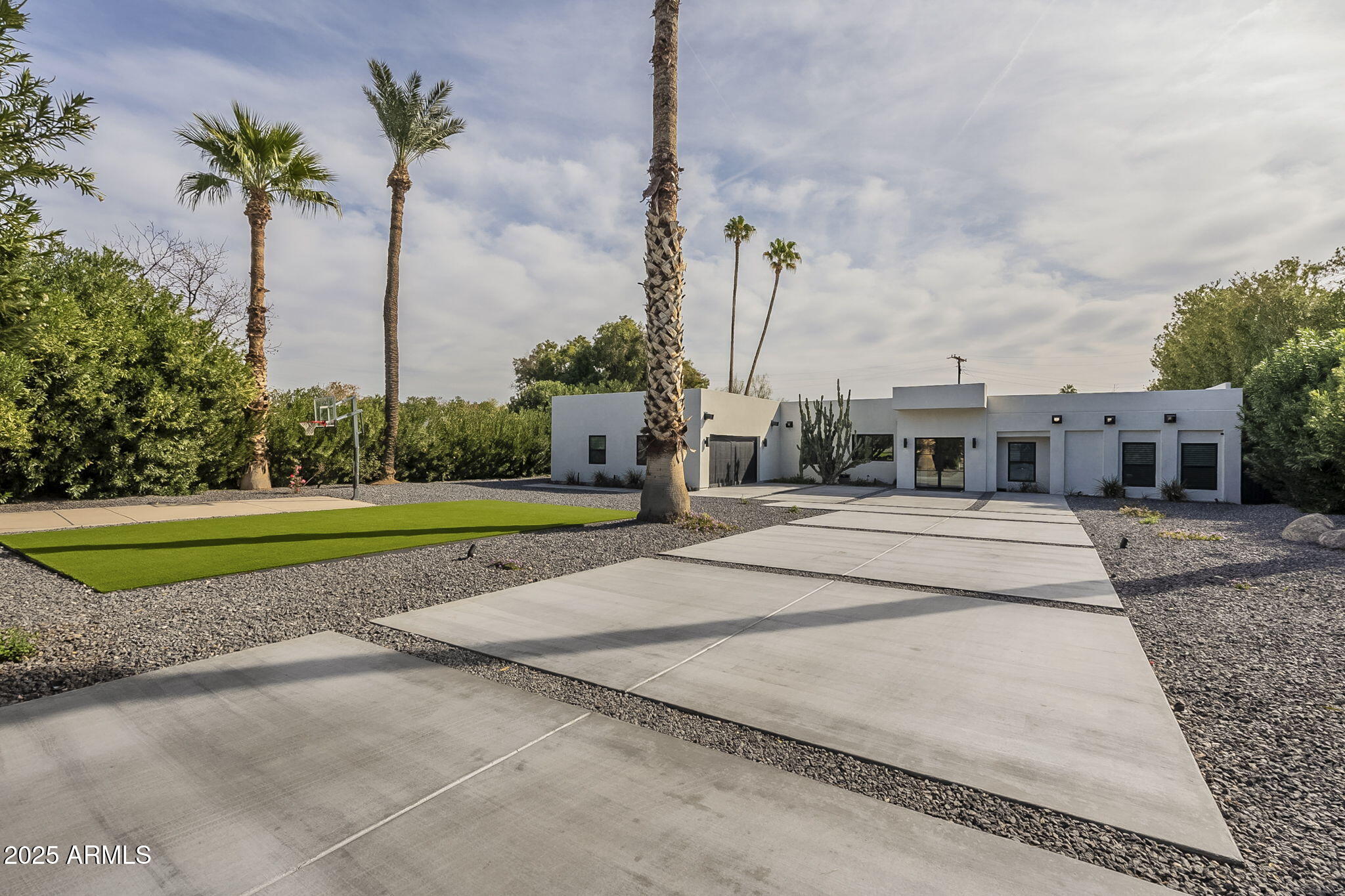 6119 E Osborn Road