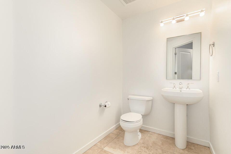 6803 E MAIN Street 3307