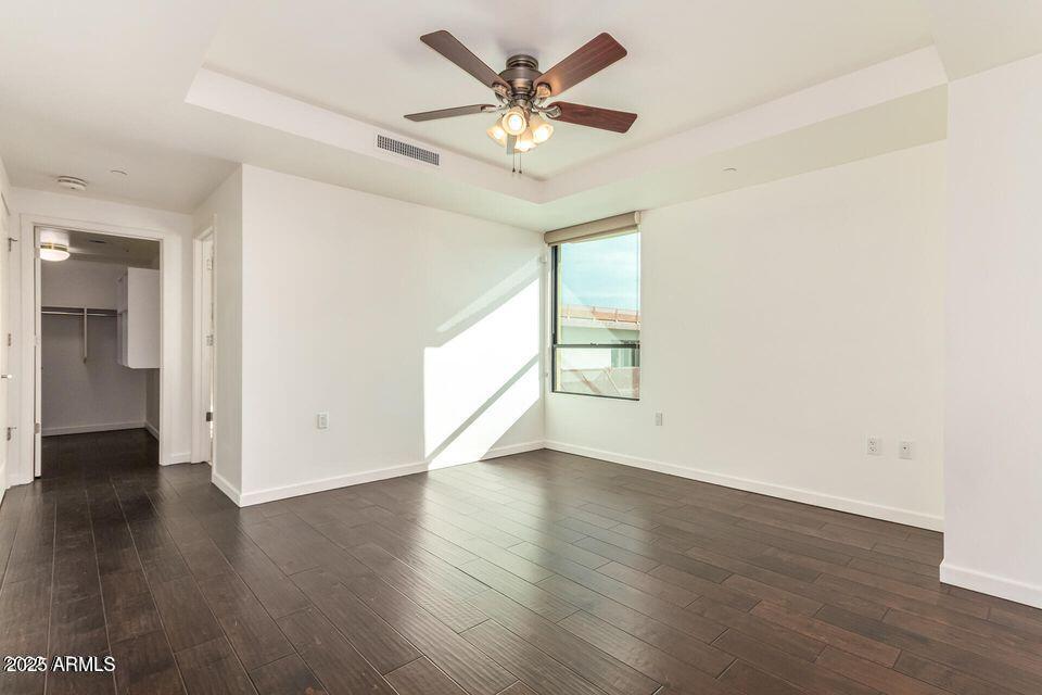 6803 E MAIN Street 3307