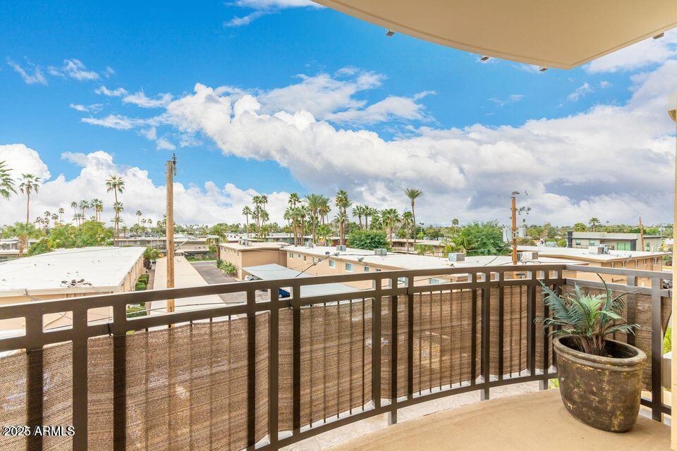 6803 E MAIN Street 3307