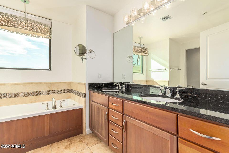 6803 E MAIN Street 3307