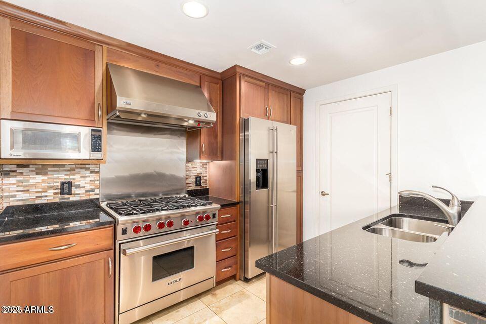 6803 E MAIN Street 3307