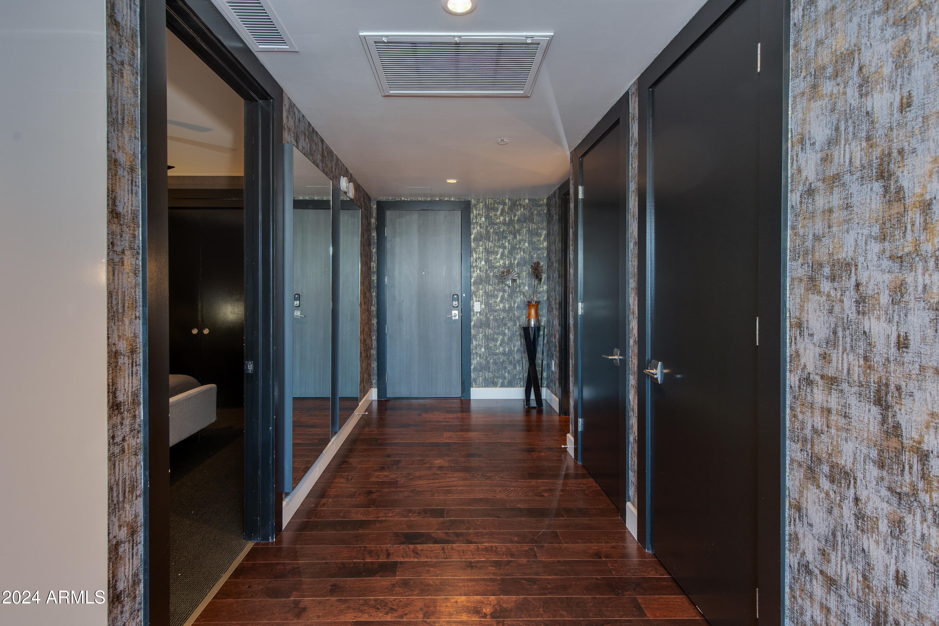 4422 N 75TH Street, 7011