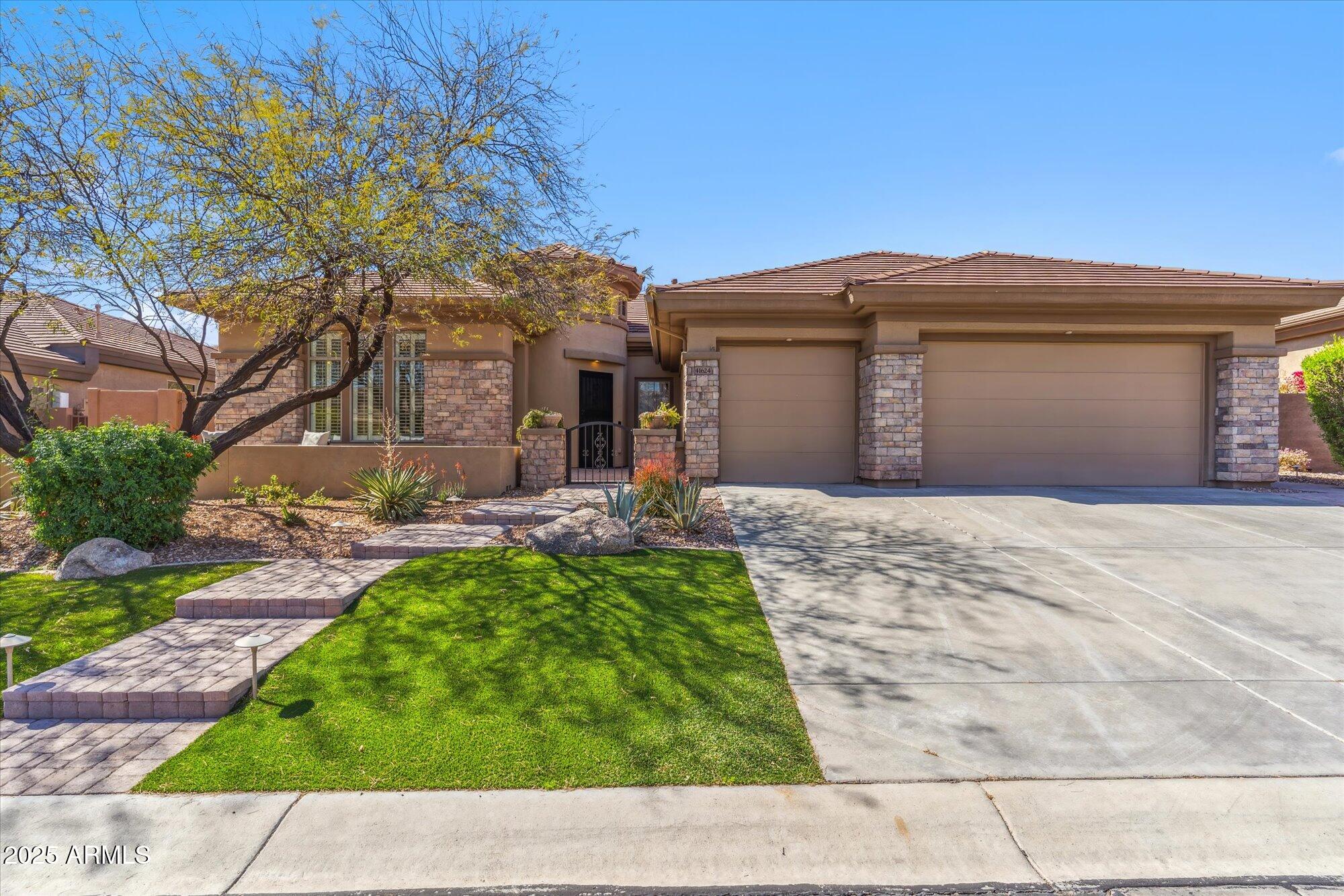41624 N Anthem Ridge Drive