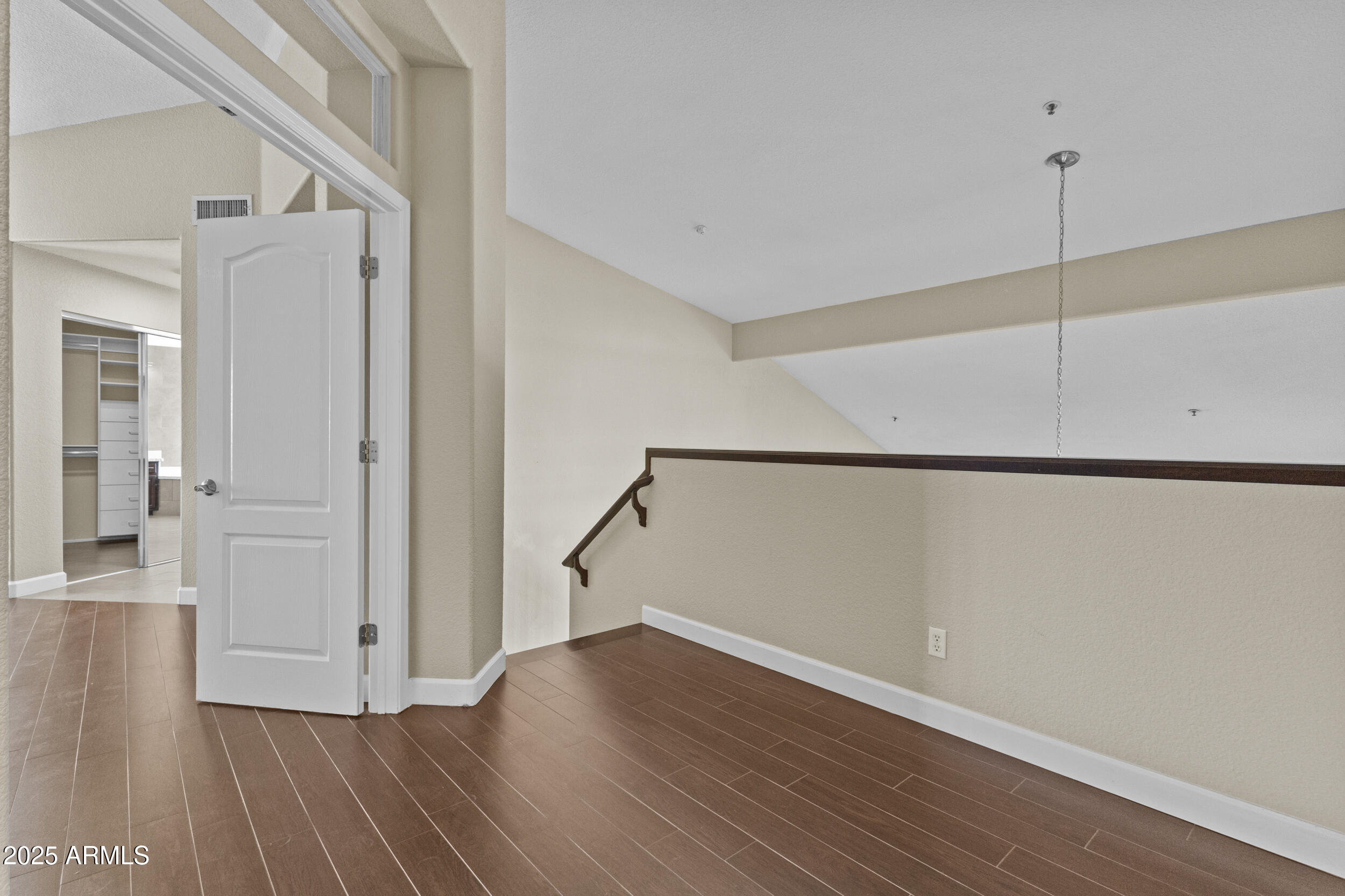 9057 E PINE VALLEY Road