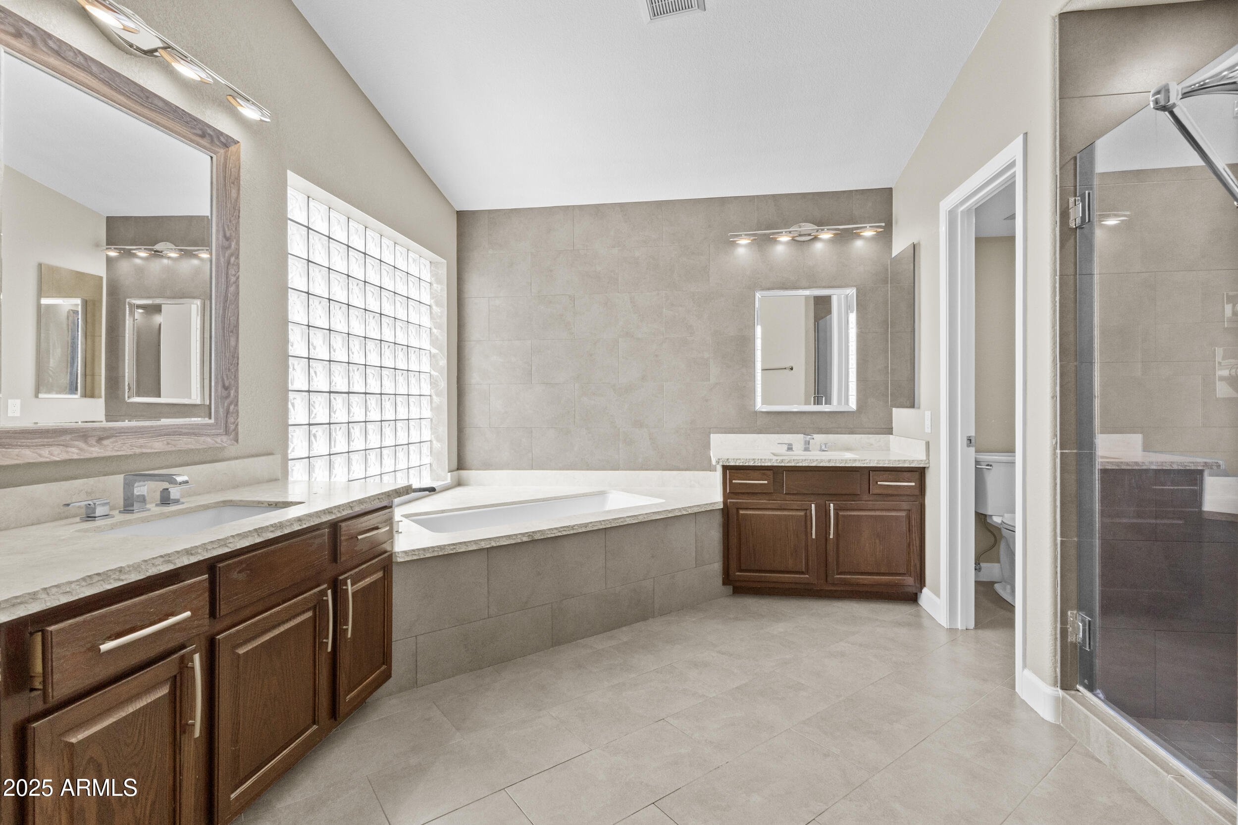 9057 E PINE VALLEY Road