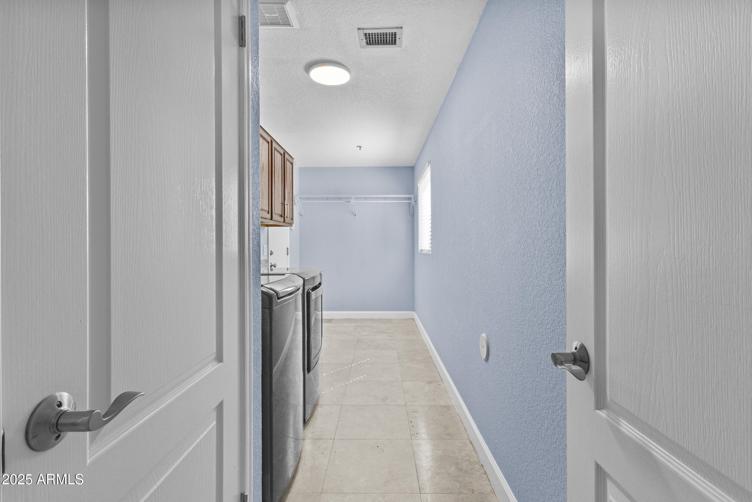 9057 E PINE VALLEY Road