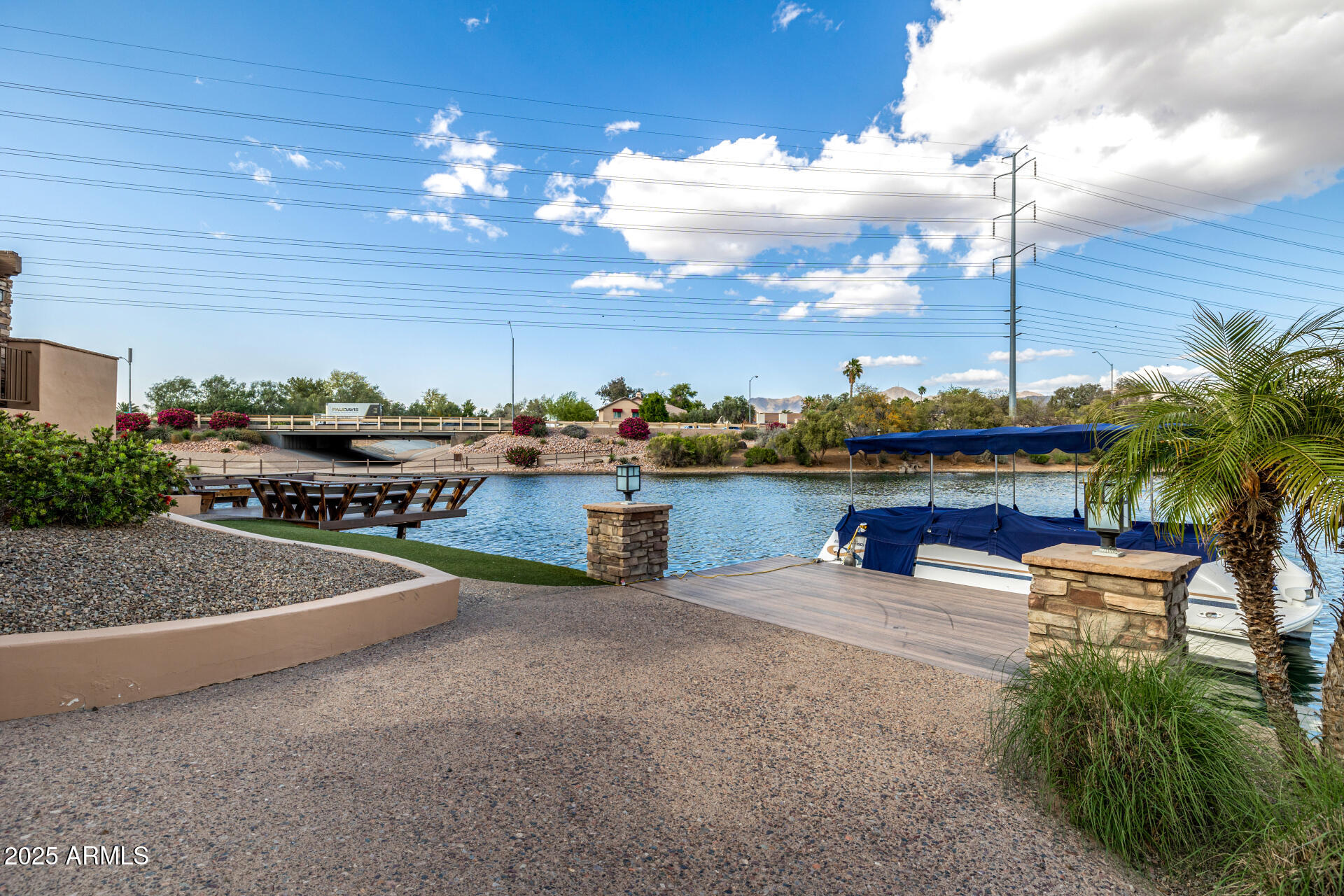 10404 N 106TH Place