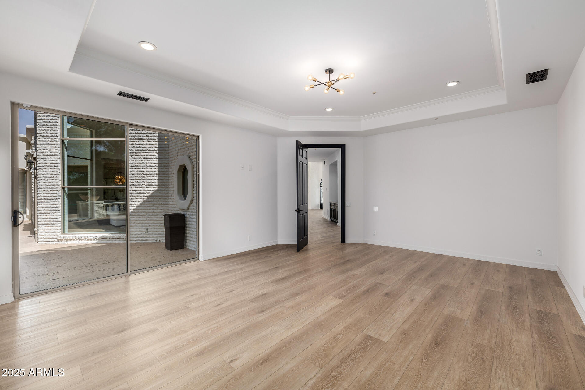 10404 N 106TH Place