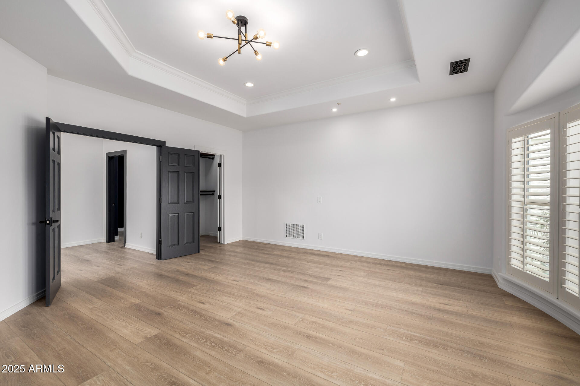 10404 N 106TH Place