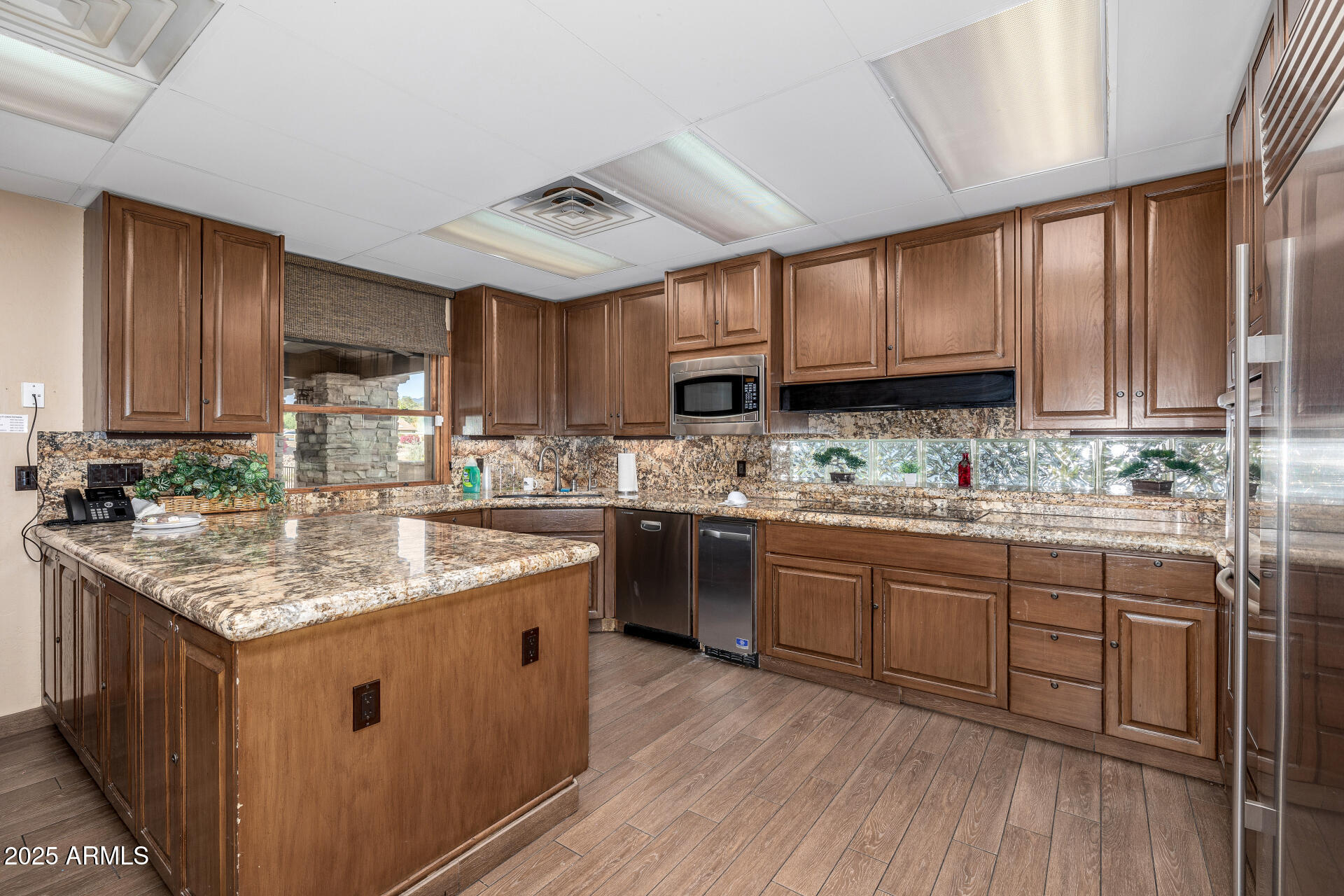 10404 N 106TH Place