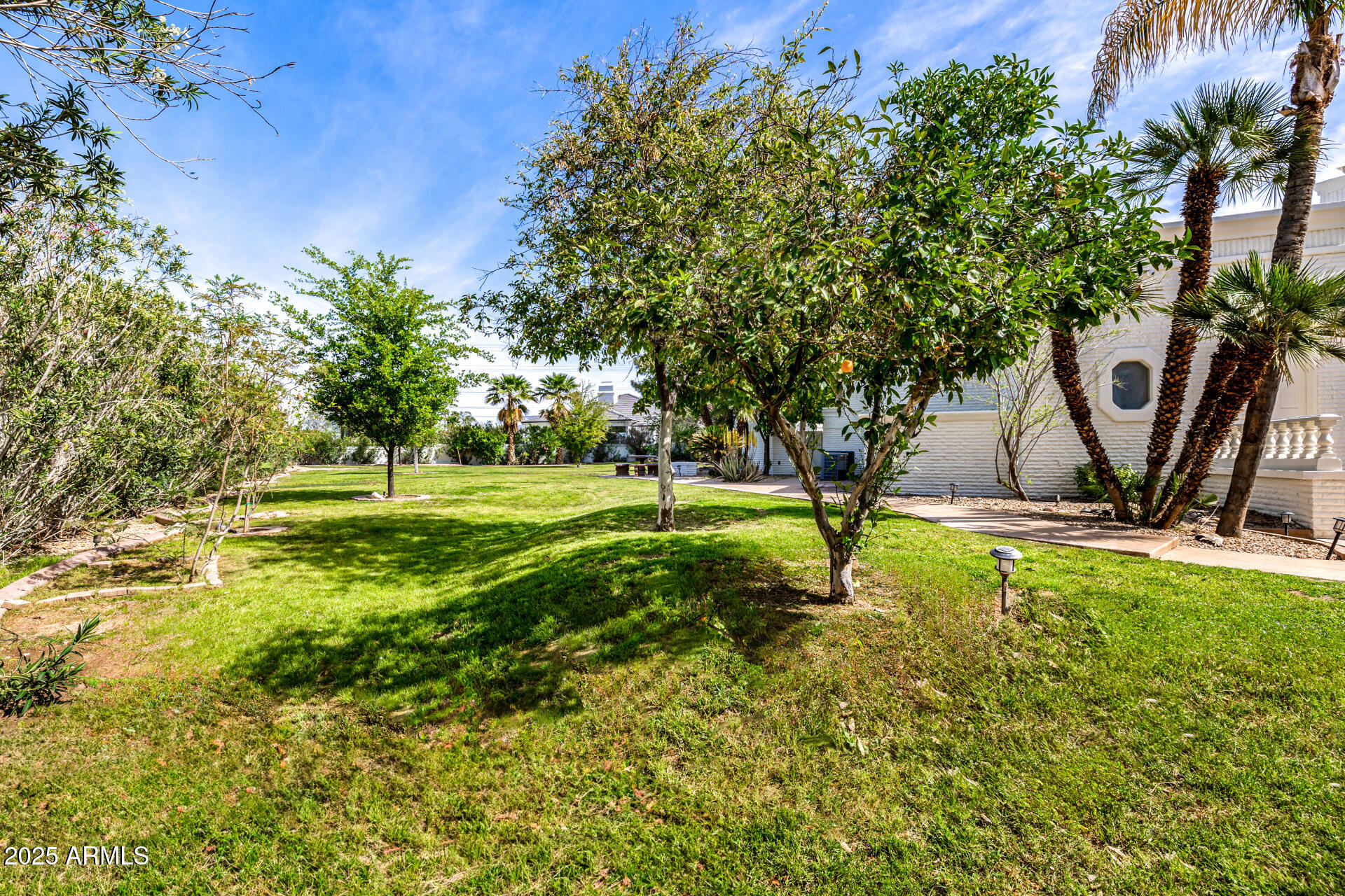 10404 N 106TH Place