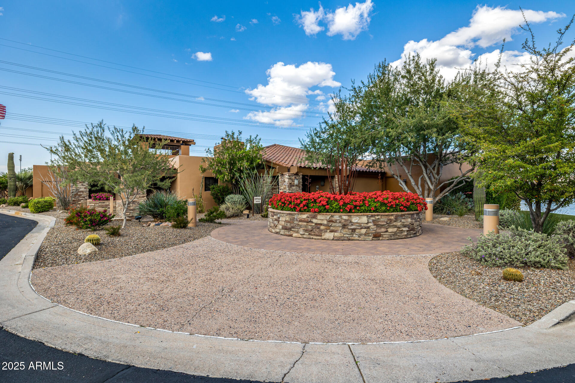 10404 N 106TH Place