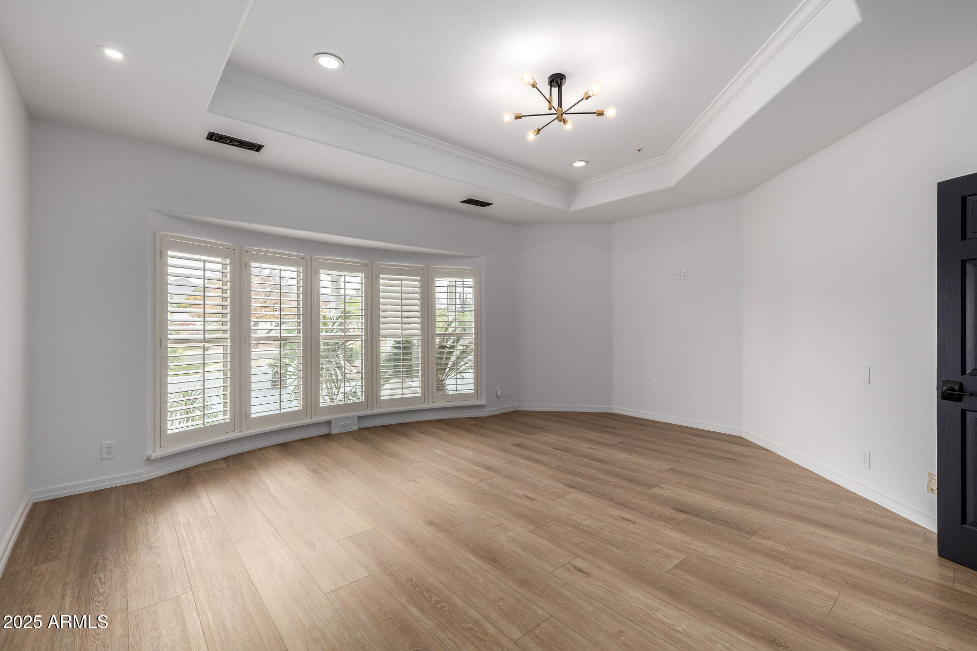 10404 N 106TH Place