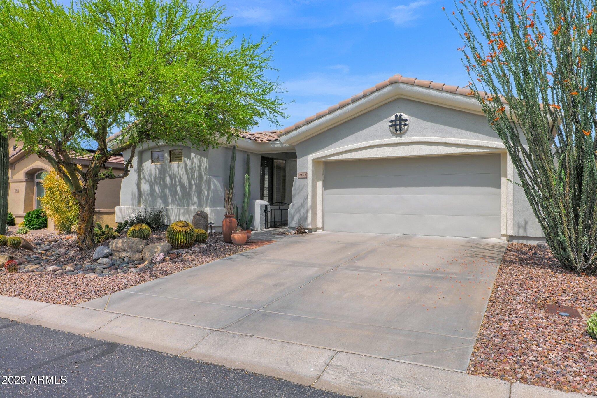 2452 W Muirfield Drive