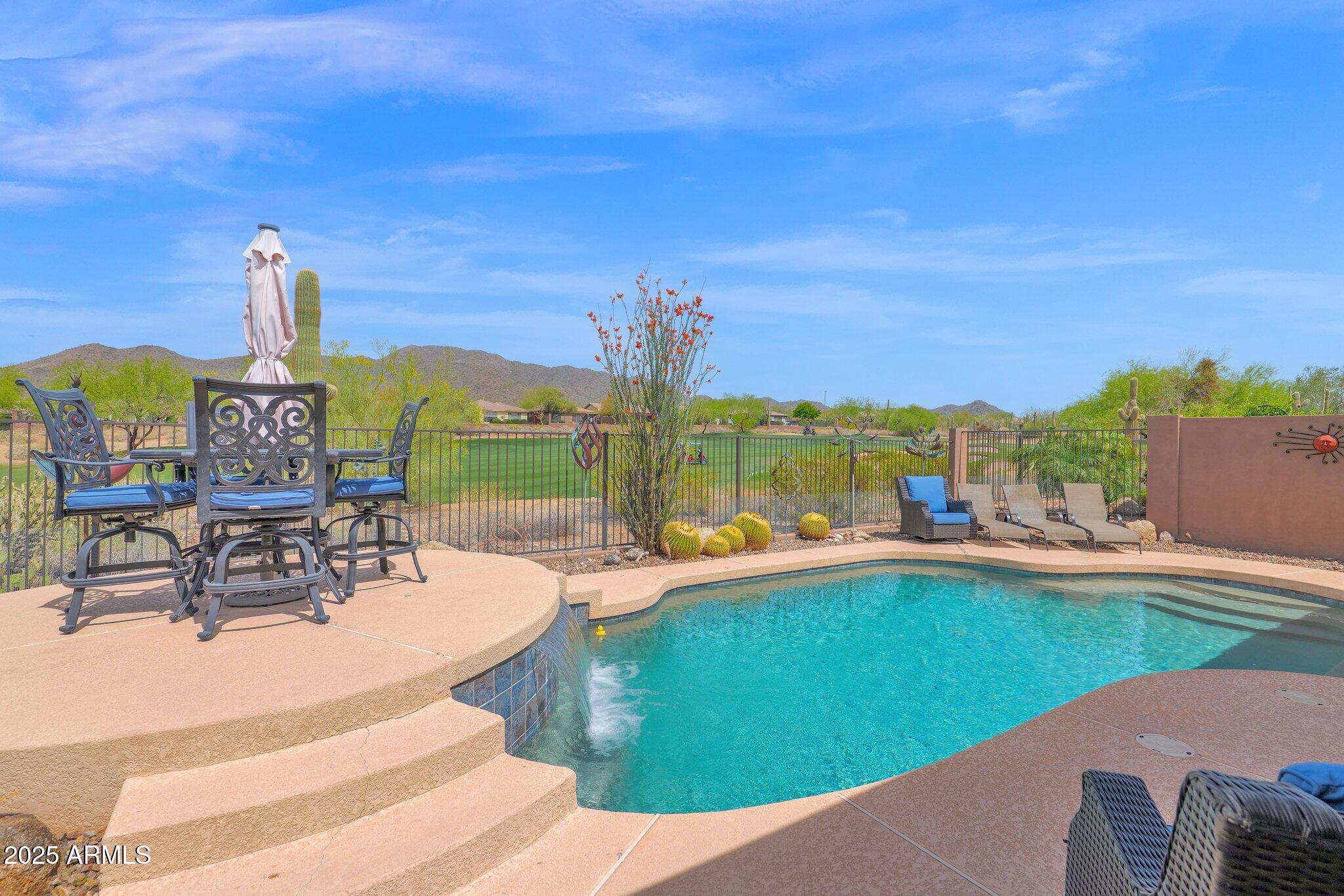 2452 W Muirfield Drive