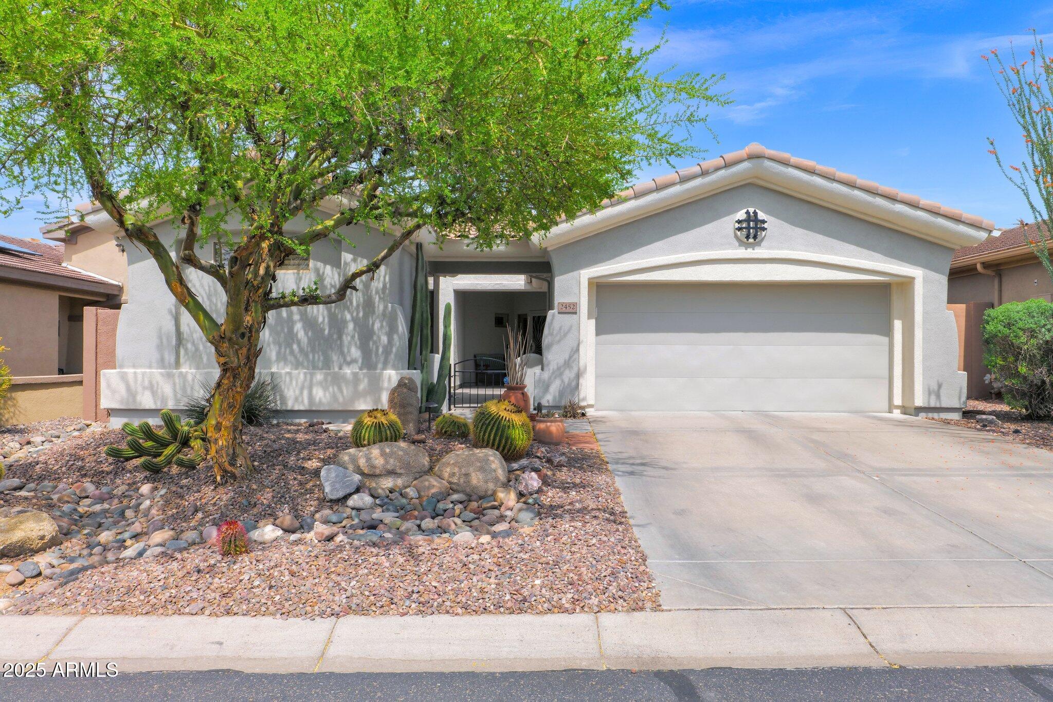 2452 W Muirfield Drive