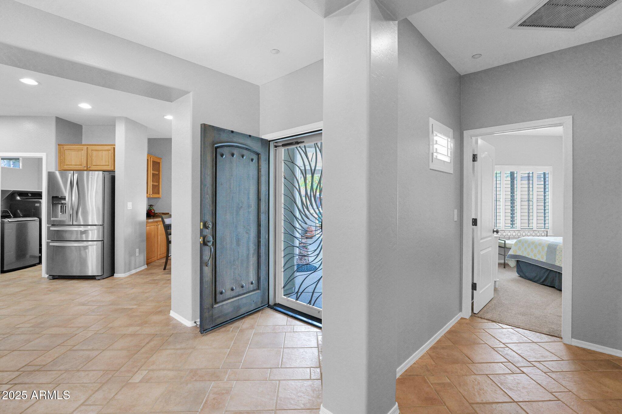 2452 W Muirfield Drive