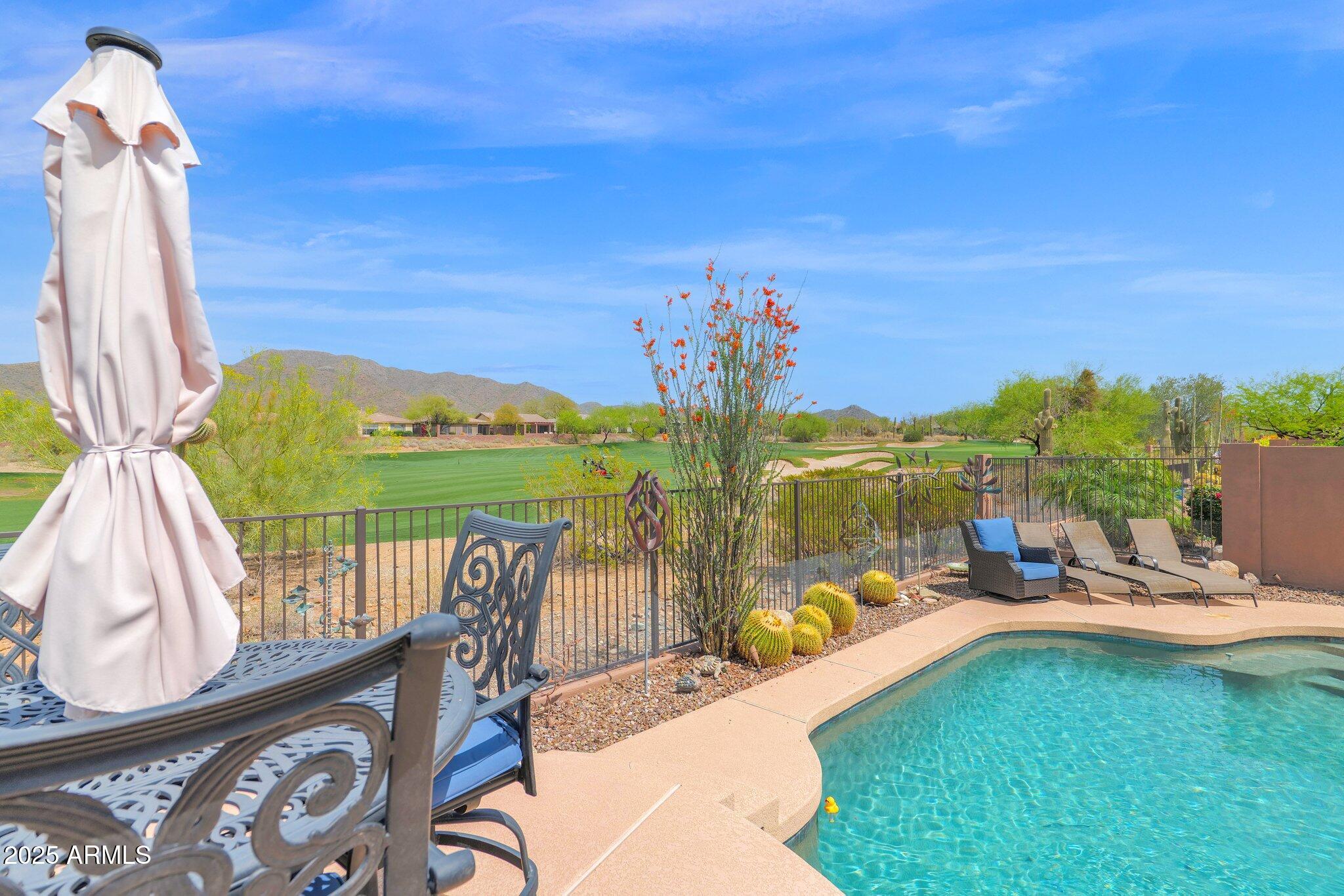 2452 W Muirfield Drive