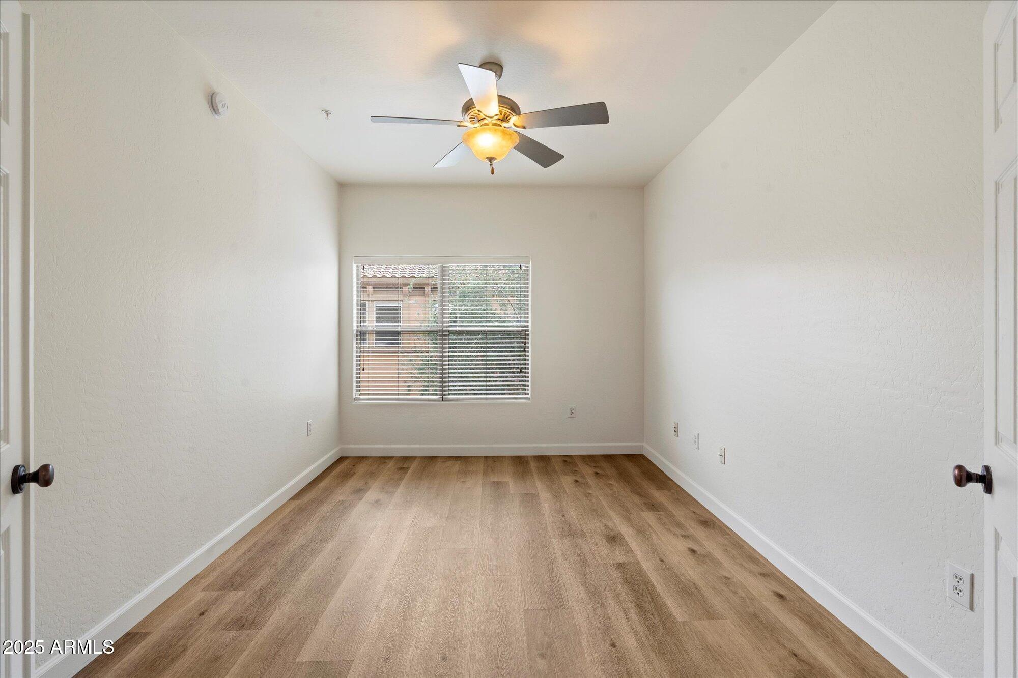 19700 N 76TH Street 2169