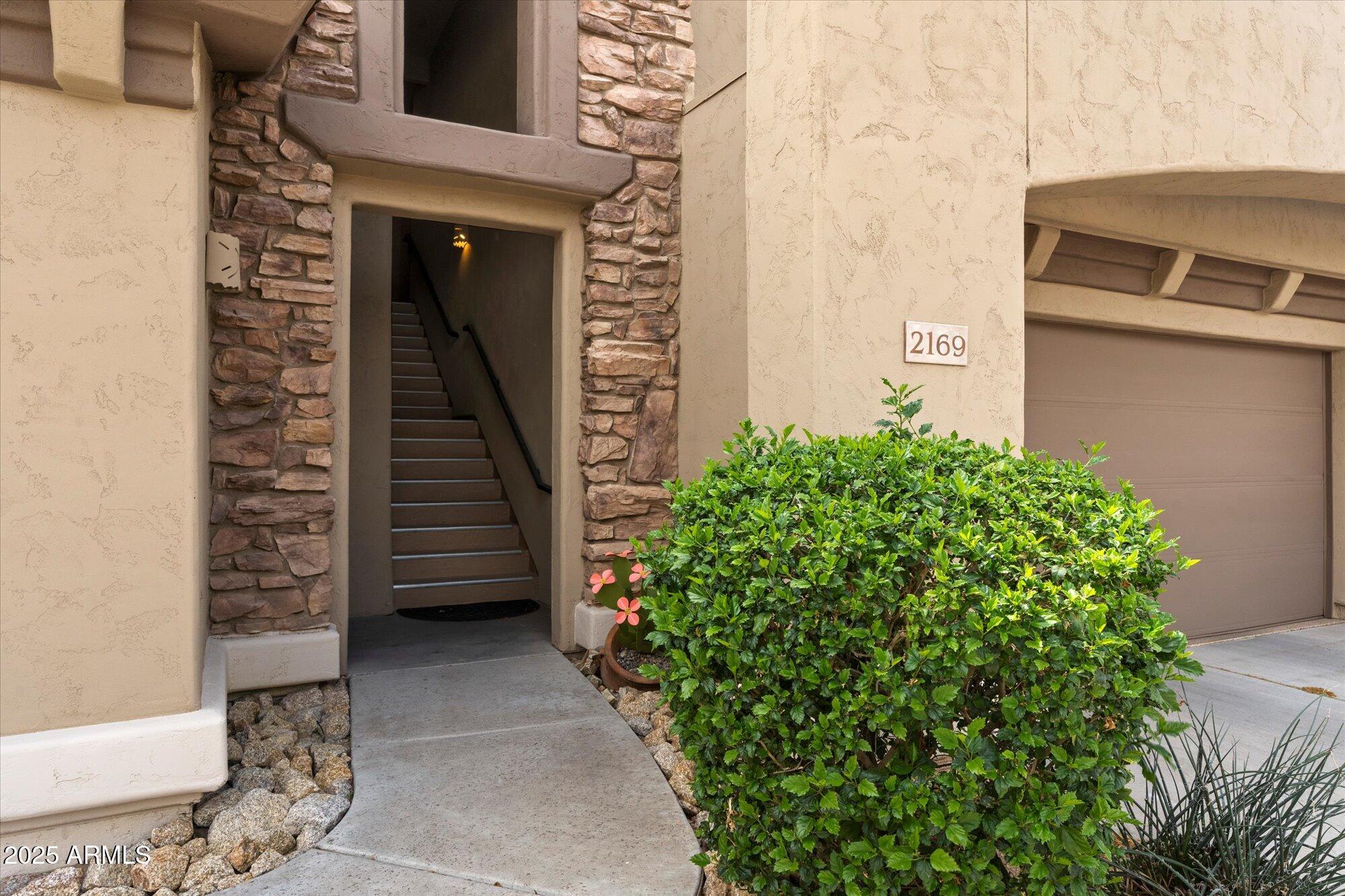 19700 N 76TH Street 2169