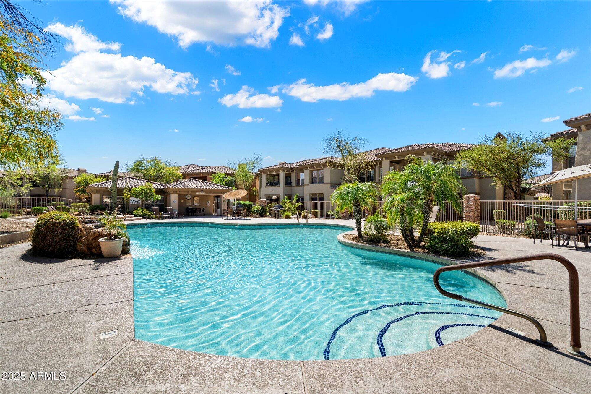 19700 N 76TH Street 2169