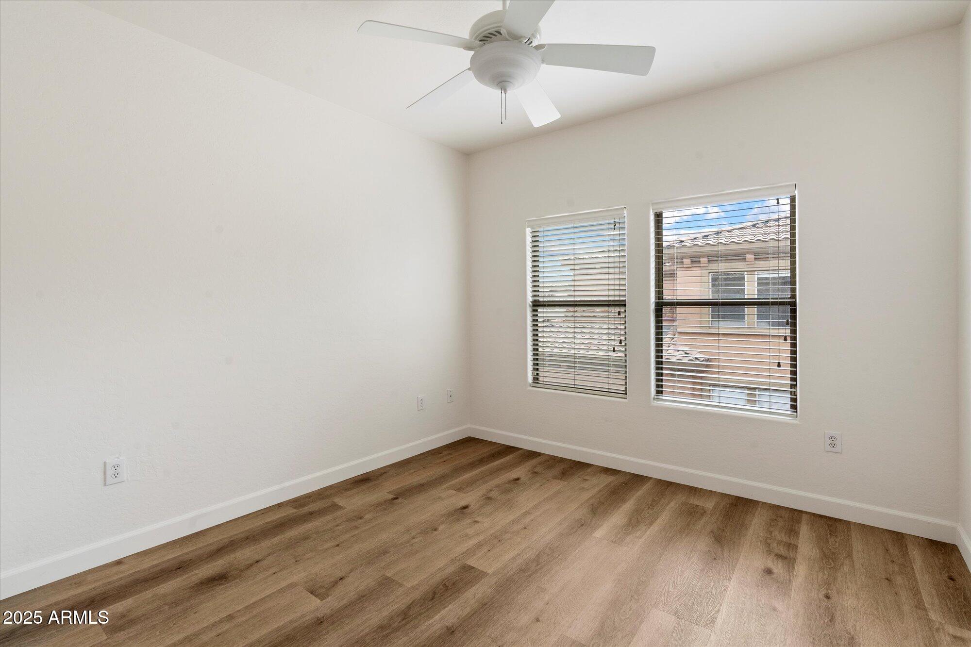 19700 N 76TH Street 2169