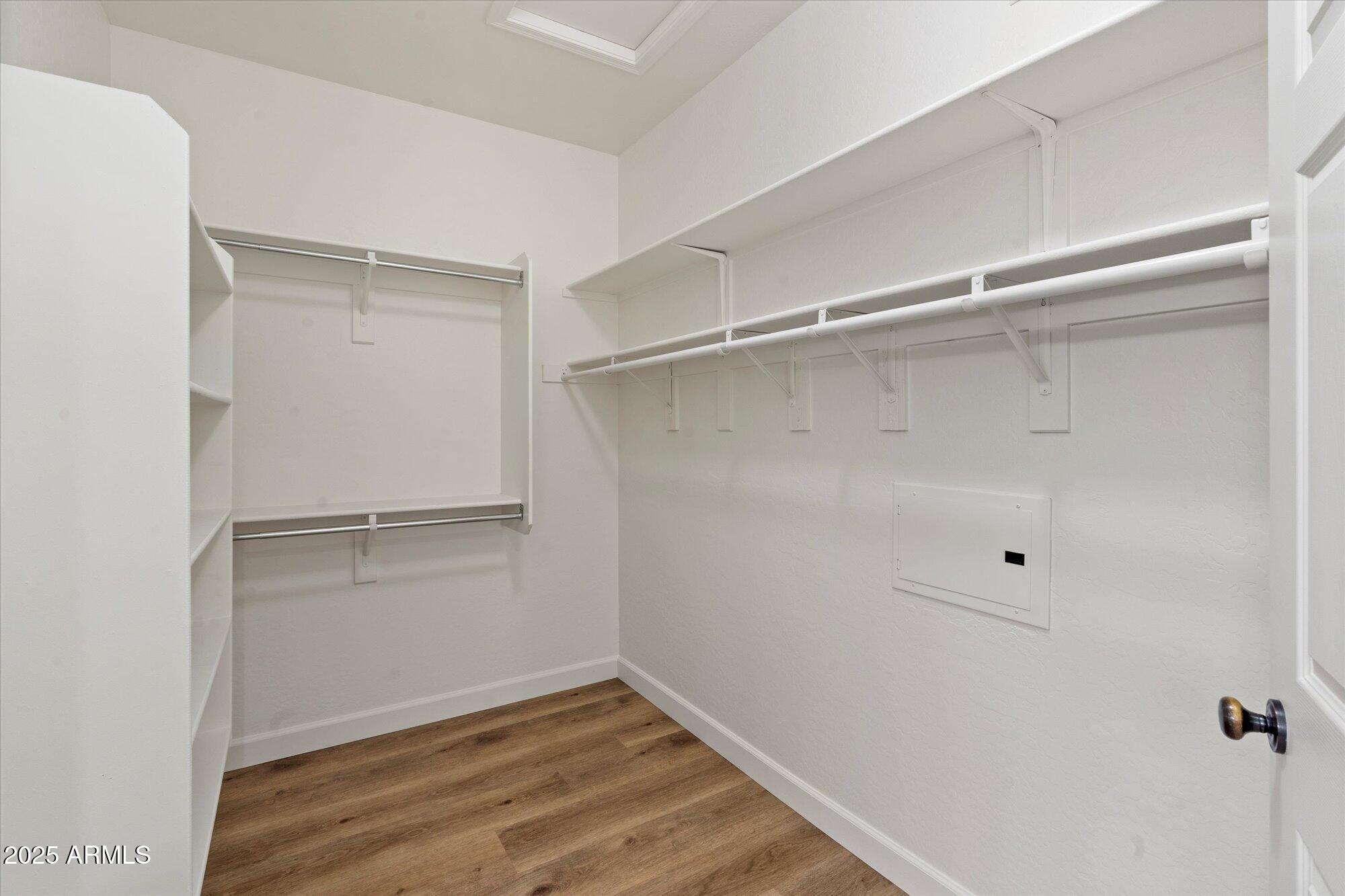 19700 N 76TH Street 2169