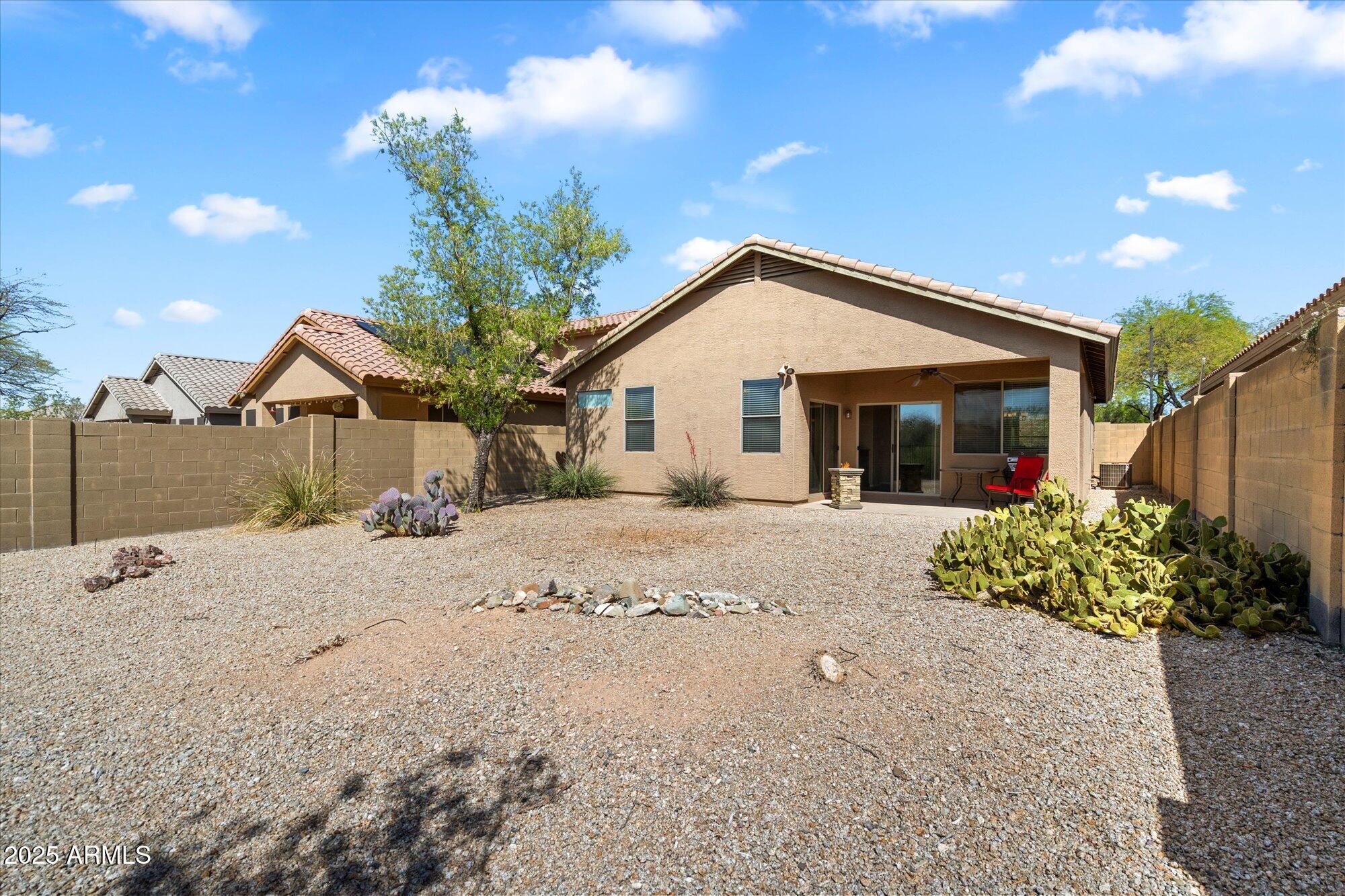 40055 N HIGH NOON Way