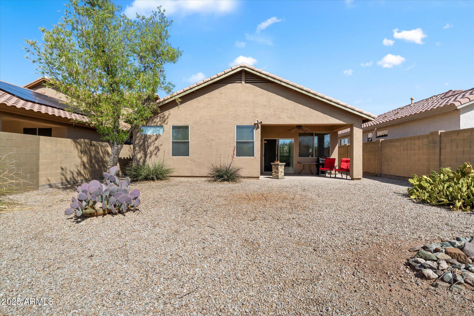 40055 N HIGH NOON Way